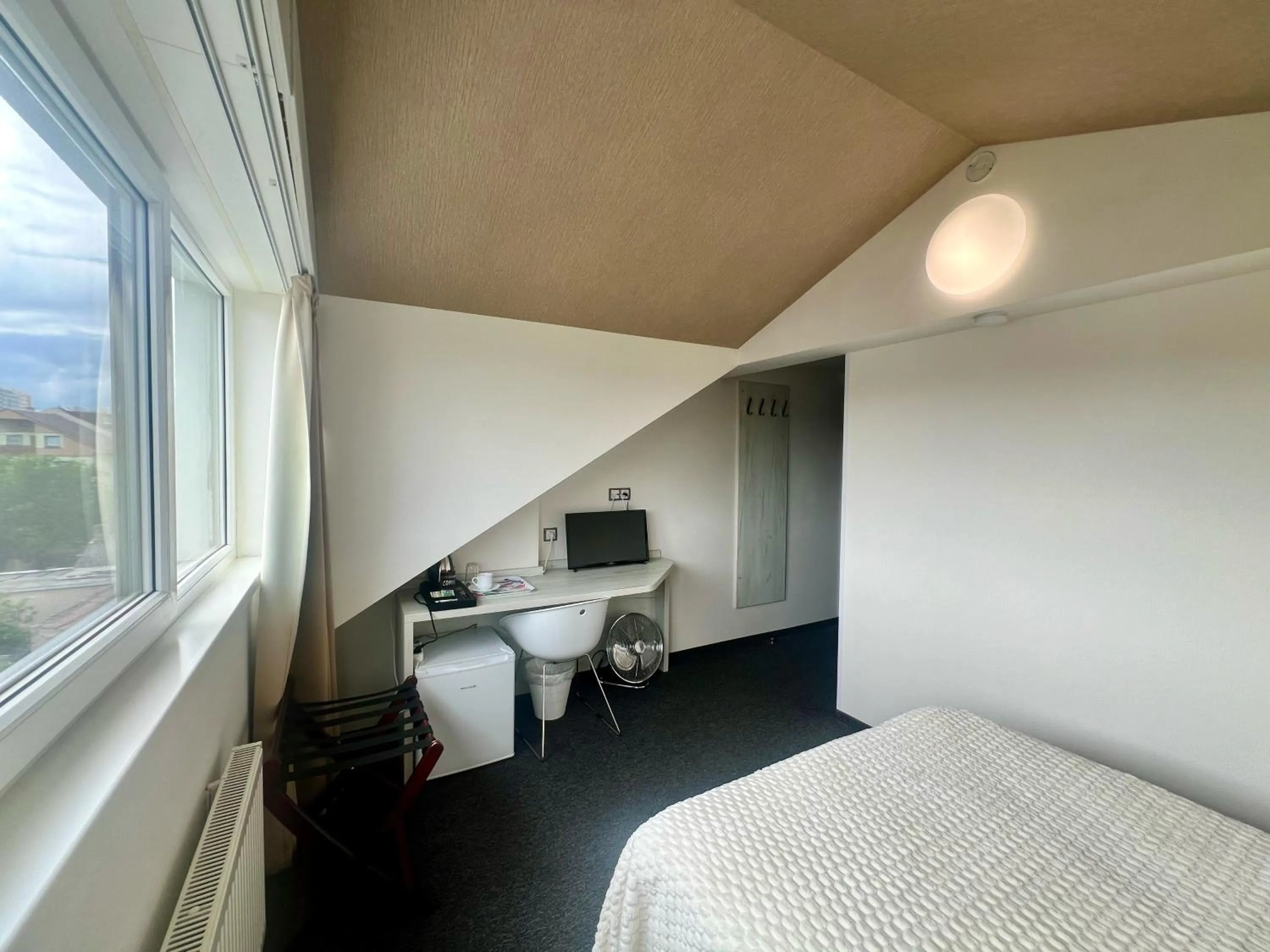 furniture, Bed in Grand Petit Hotel ex Shato Gesson