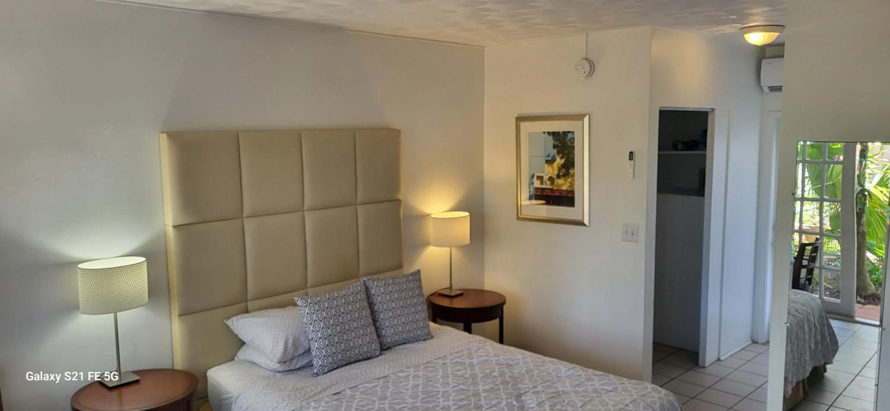 Bed in Green Island Inn