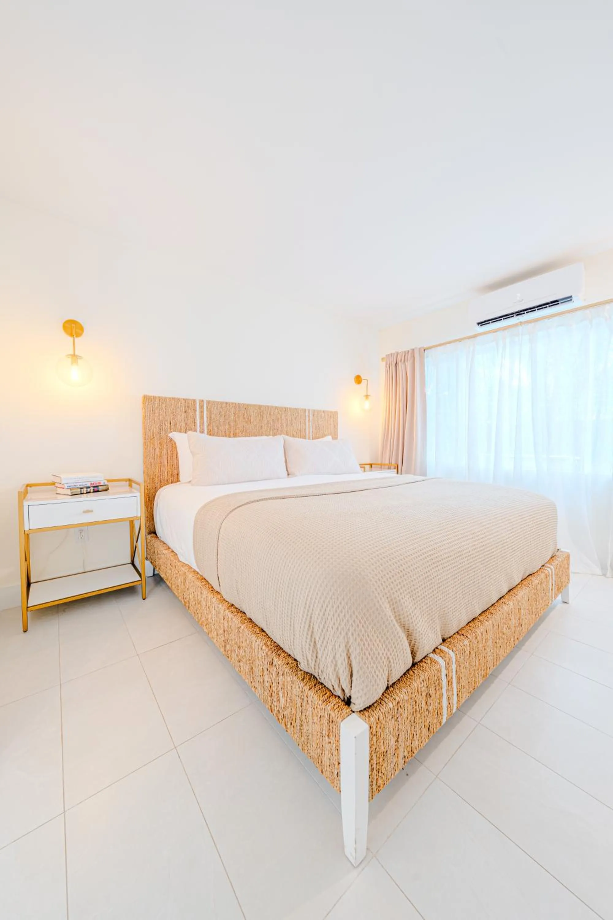 Bed in Green Island Inn