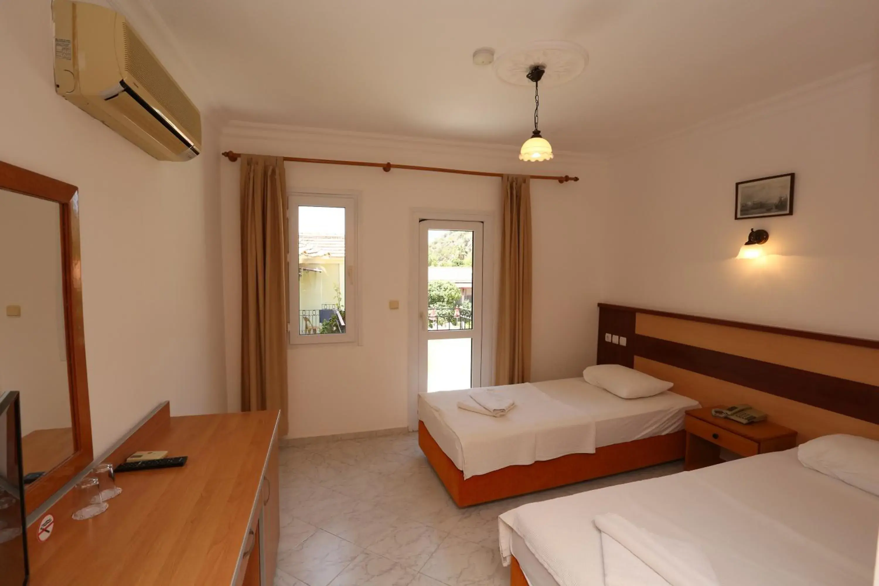 Photo of the whole room, Bed in The Tower Hotel Photo of the whole room, Bed in The Tower Hotel