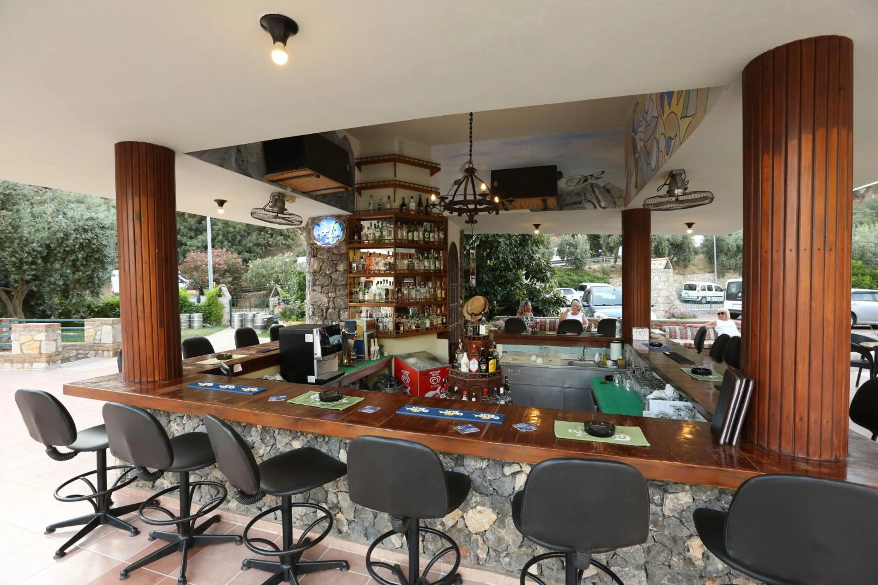 Restaurant/places to eat in The Tower Hotel