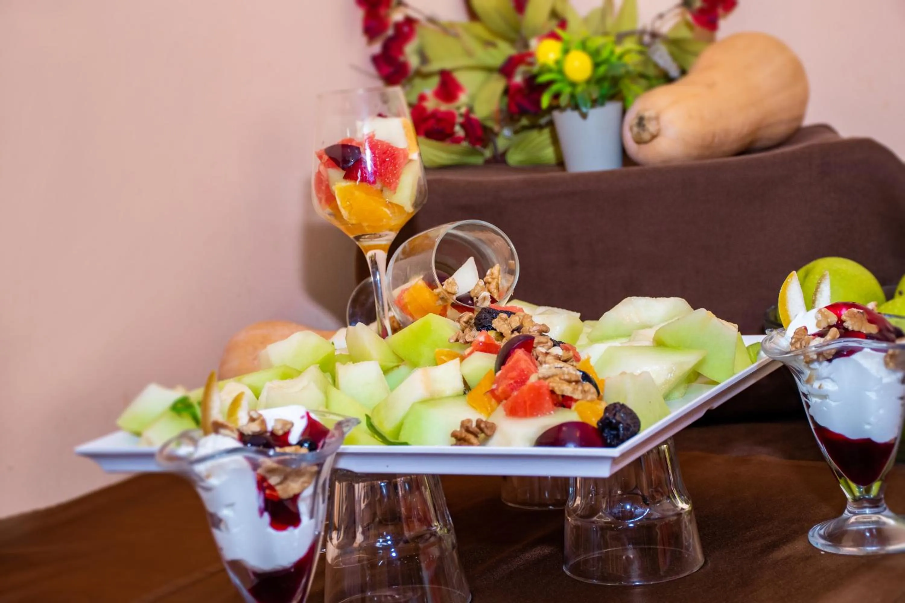 Restaurant/places to eat in Hotel Orphey