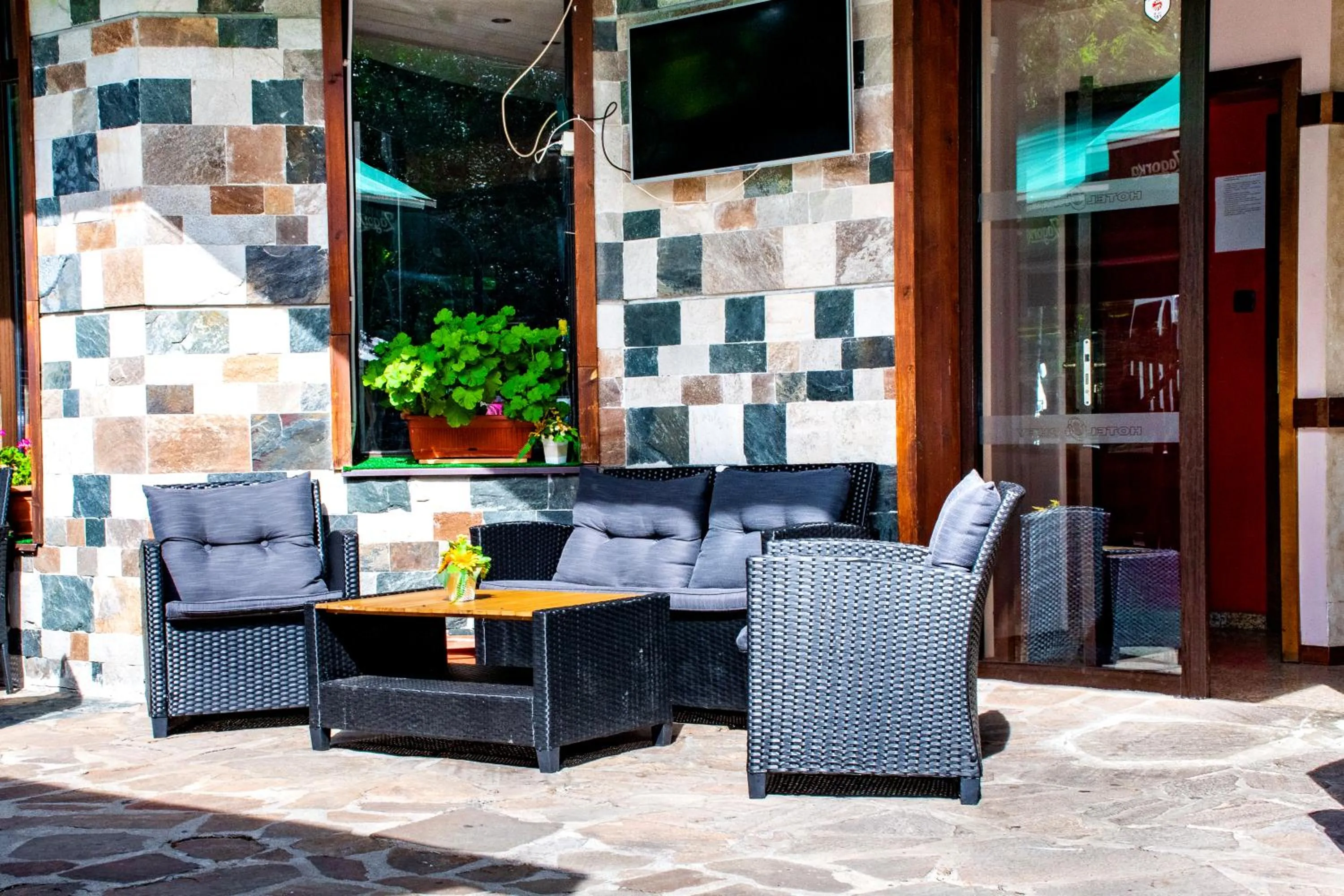 Garden in Hotel Orphey