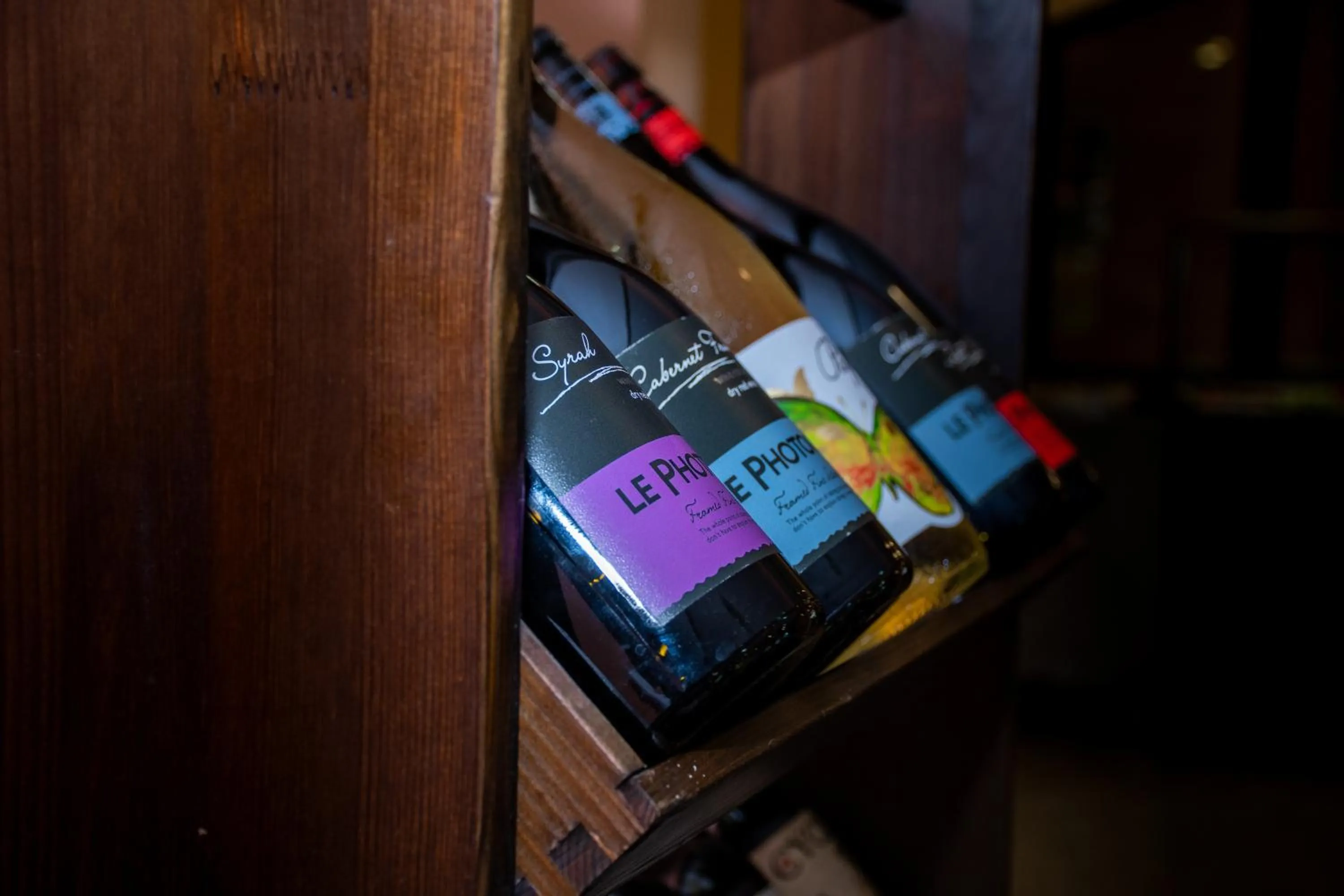 Restaurant/places to eat in Hotel Orphey