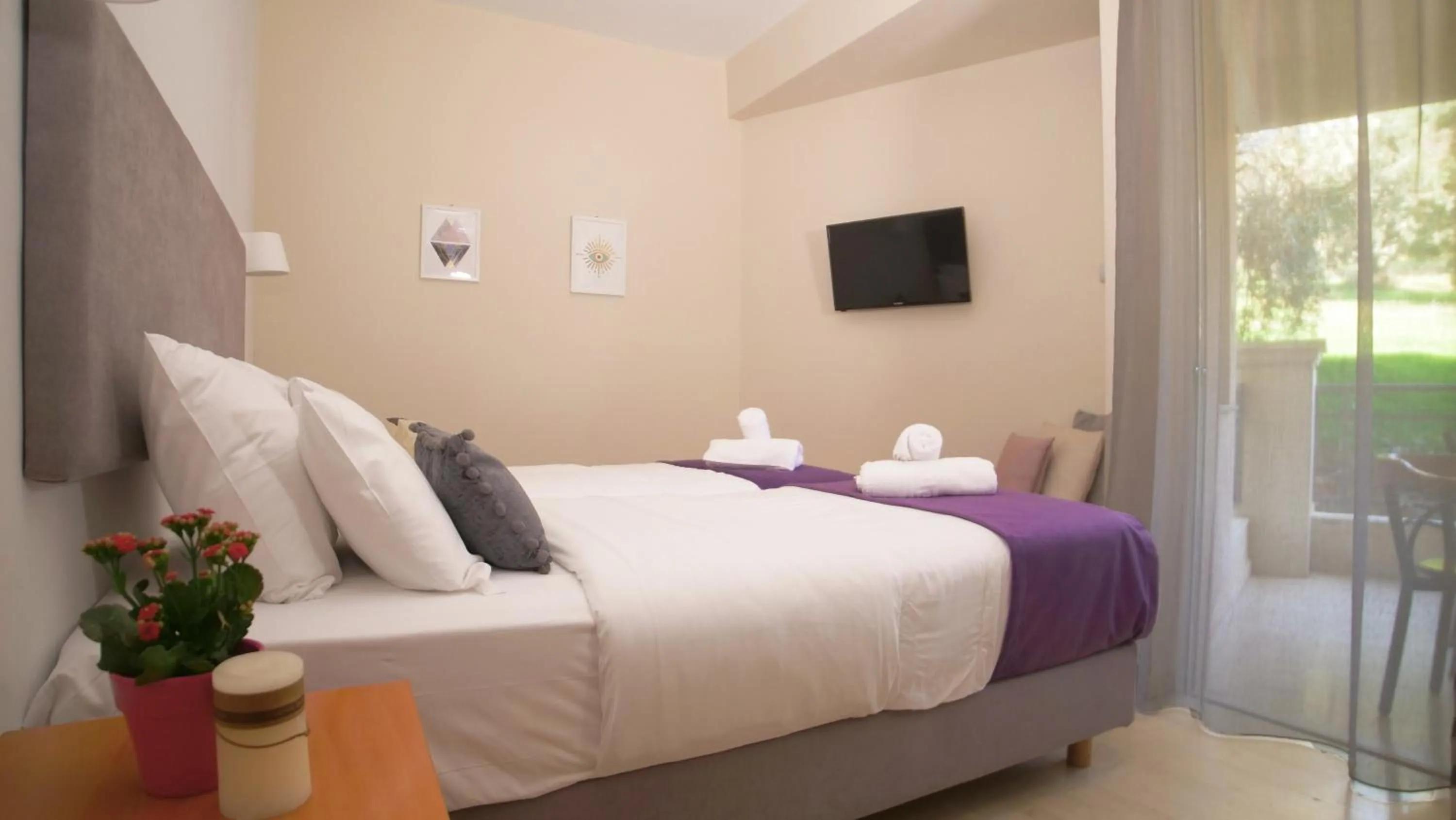 Bed in Antikyra Beach Hotel