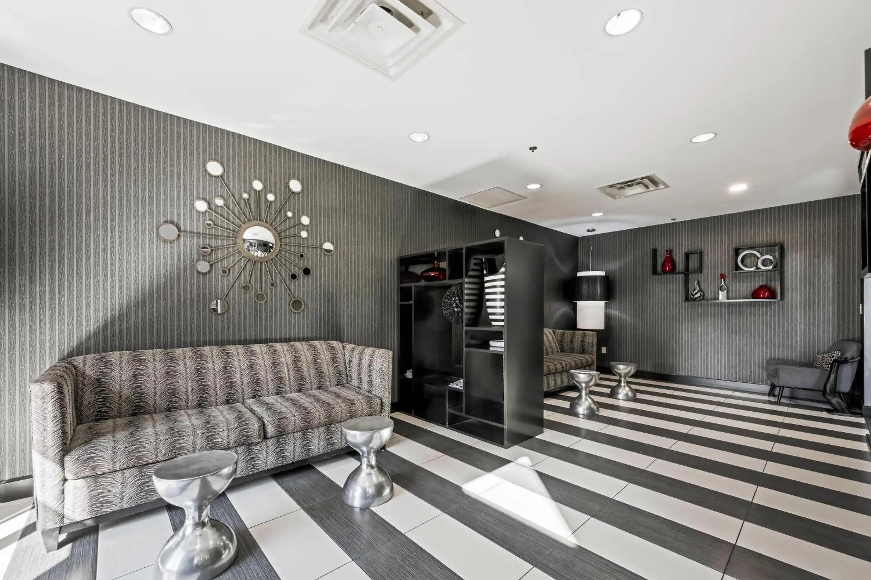 Lobby or reception in Comfort Suites Williamsburg Historic Area Lobby or reception in Comfort Suites Williamsburg Historic Area