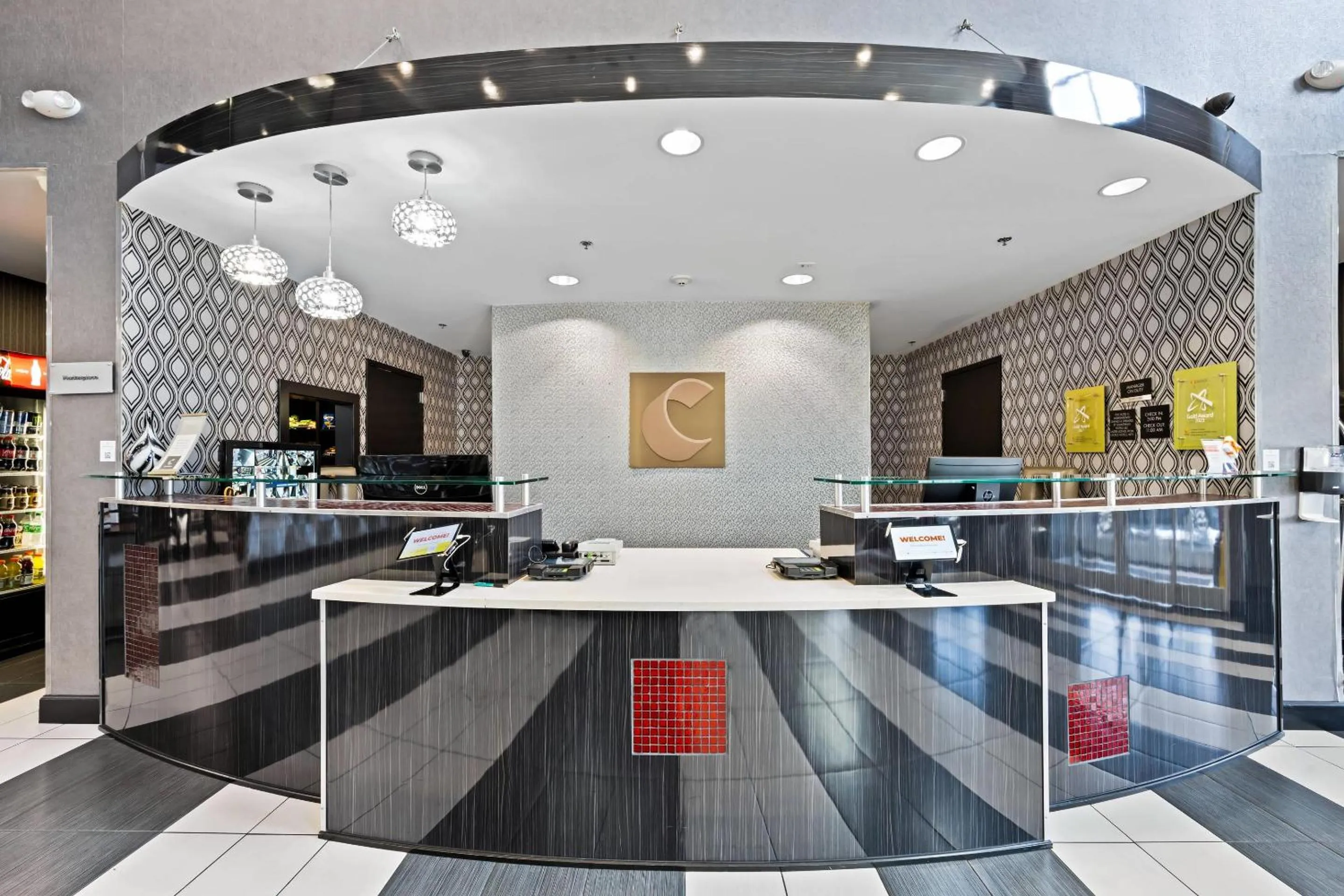 Lobby or reception in Comfort Suites Williamsburg Historic Area