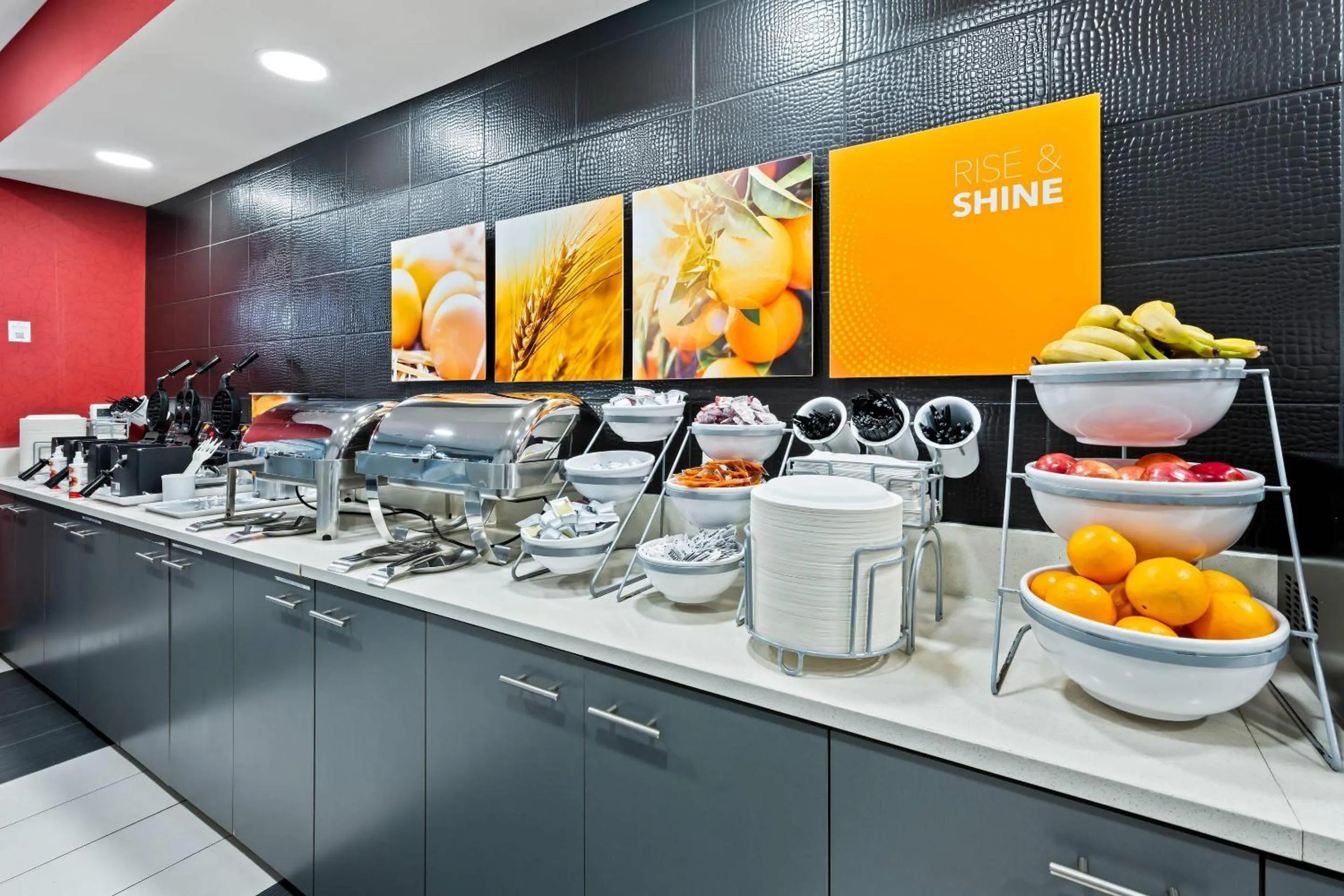 Breakfast in Comfort Suites Williamsburg Historic Area