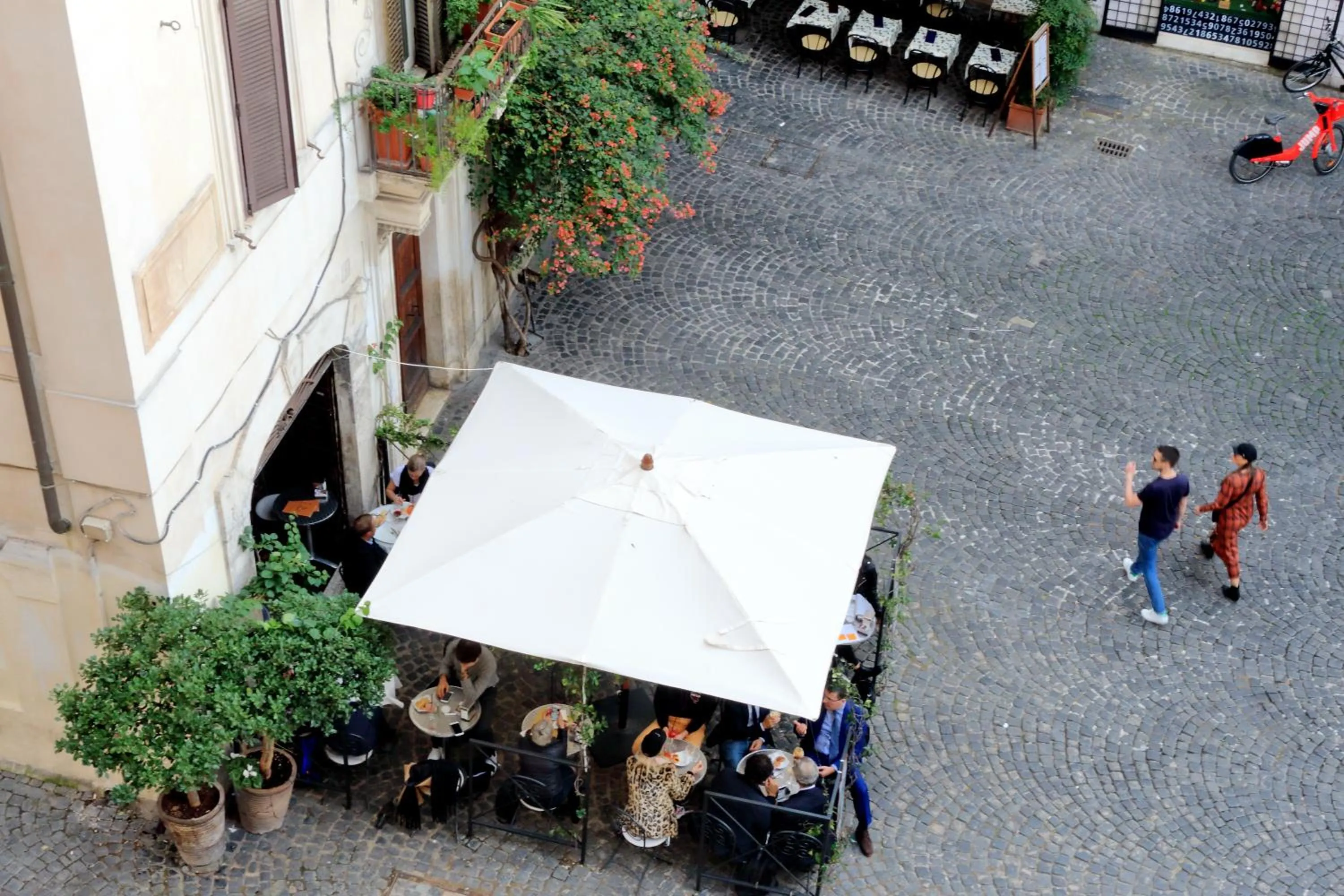 Property building in Casa Santa Sofia