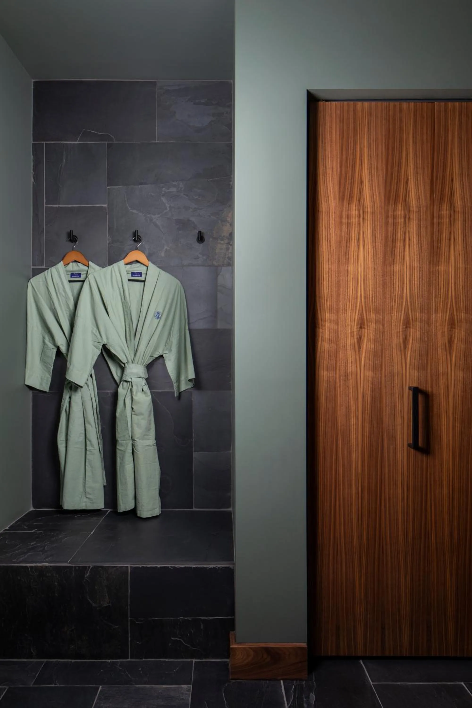 wardrobe in Hotel Marina Riviera