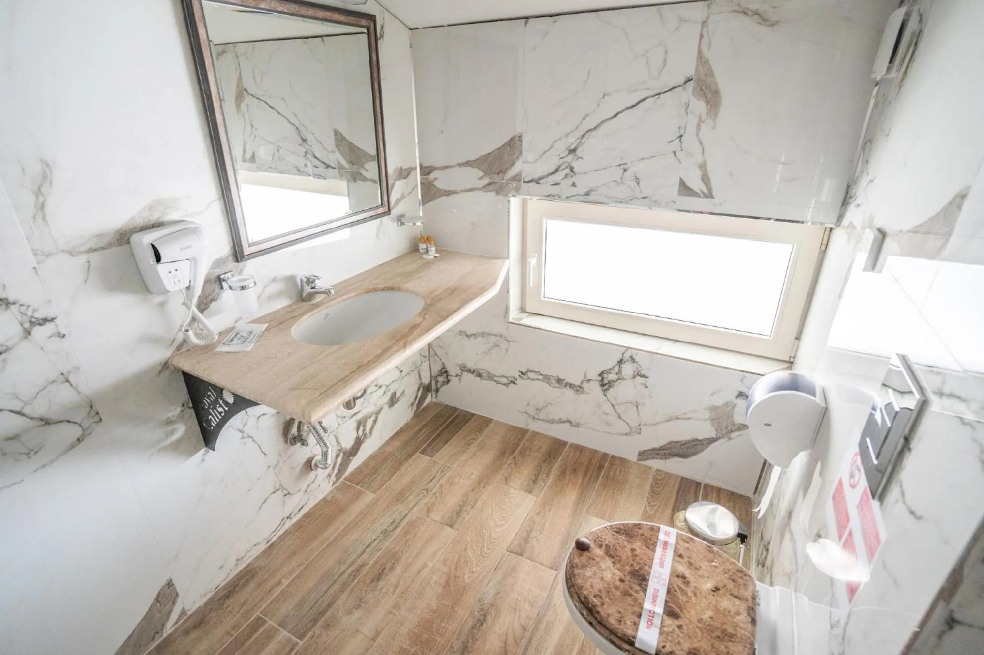 Bathroom, Bed in Royal Calisto Hotel