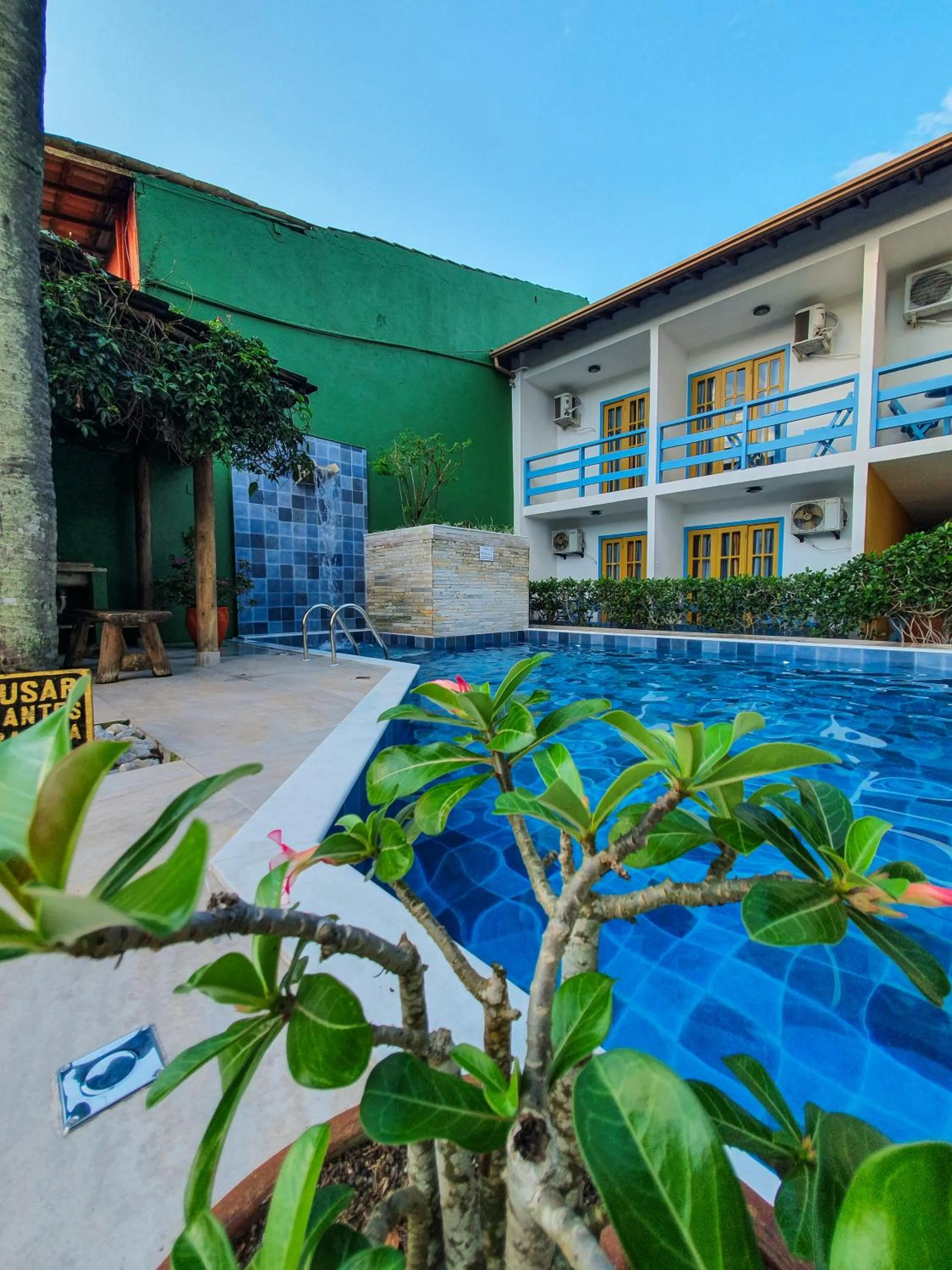 Swimming pool in Hotel Estalagem Porto Seguro