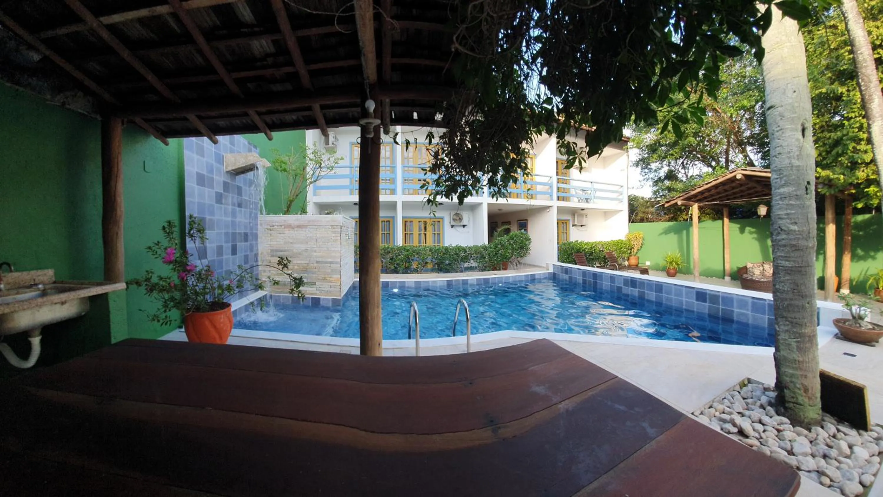 Swimming pool in Hotel Estalagem Porto Seguro