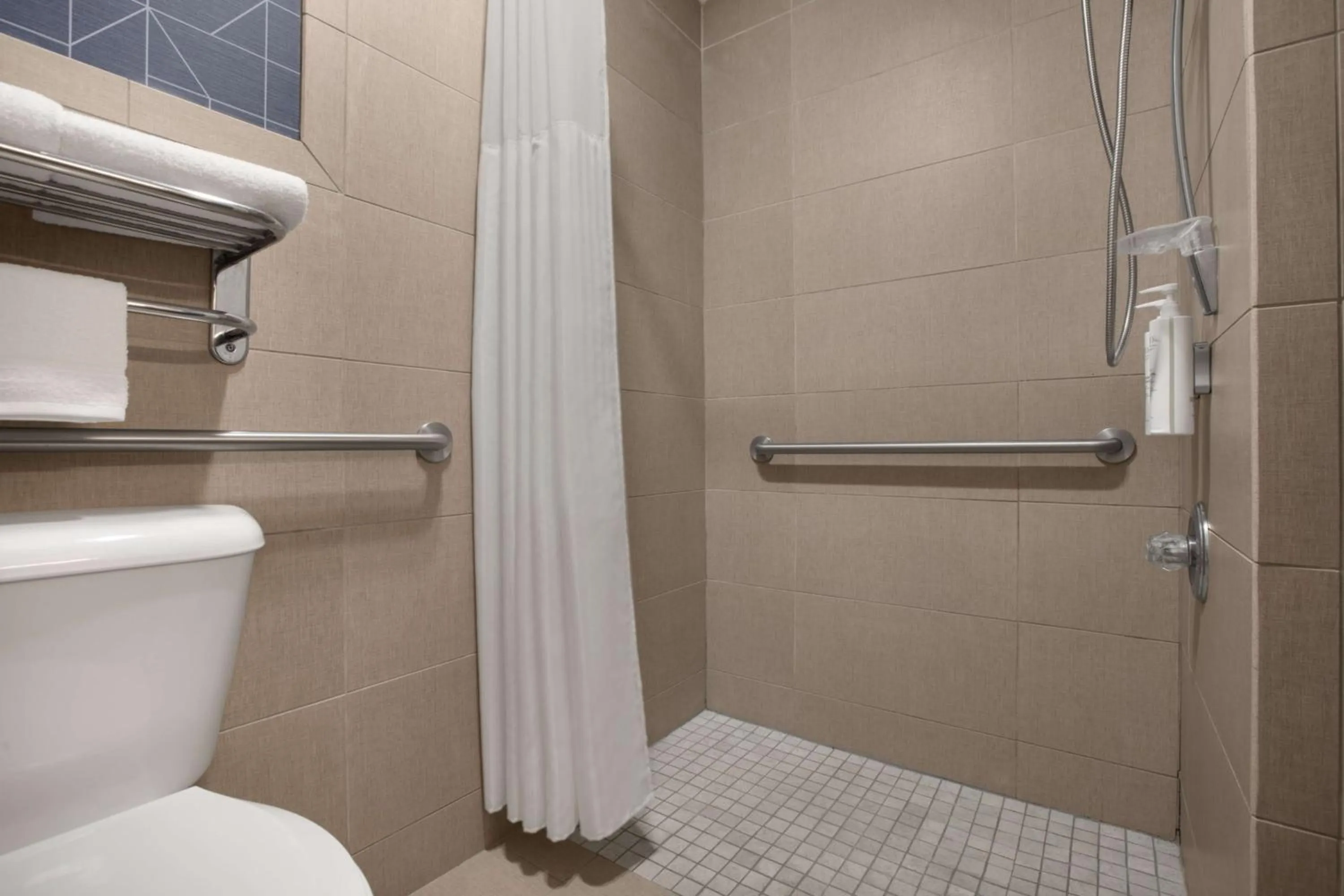 Bathroom in Best Western Plus Executive Suites Albuquerque