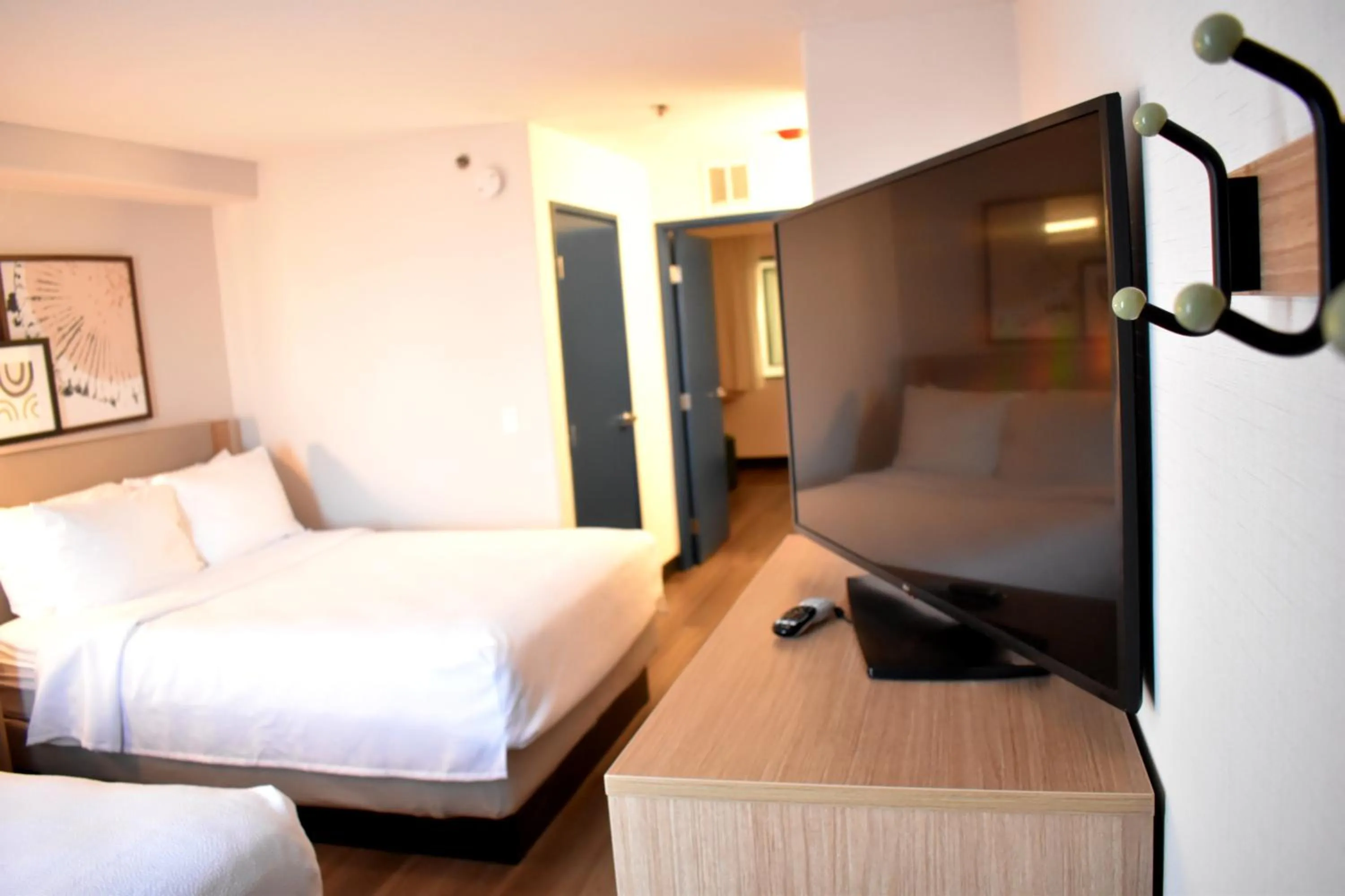 TV and multimedia, Bed in Spark By Hilton Albuquerque North I-25