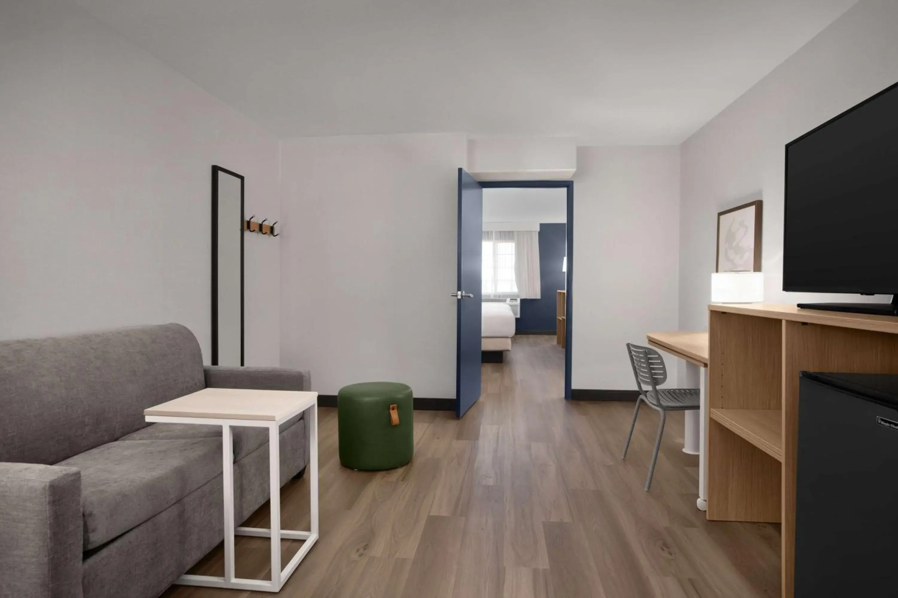 Living room in Best Western Plus Executive Suites Albuquerque Living room in Best Western Plus Executive Suites Albuquerque