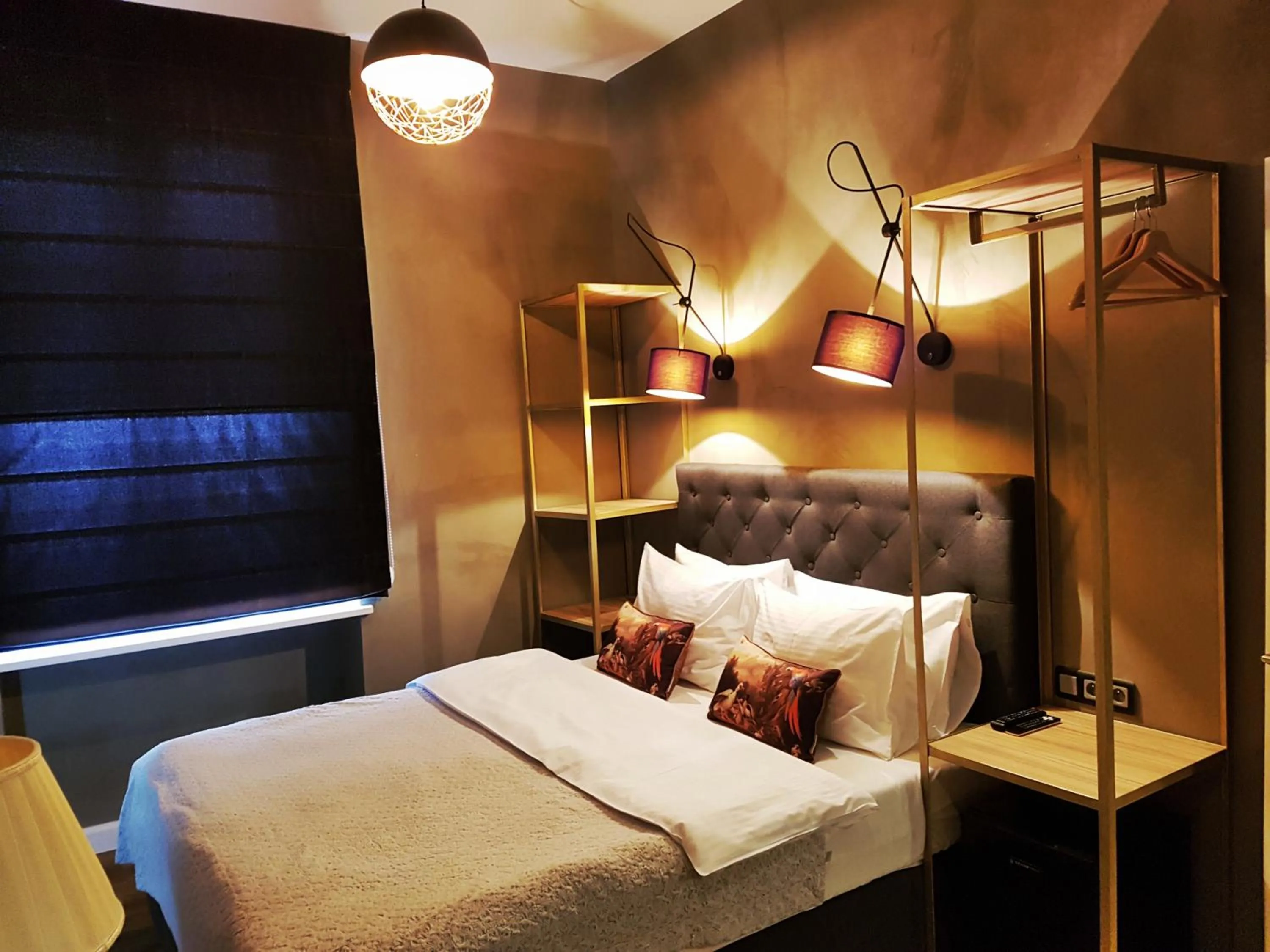 Bedroom, Bed in SLEEPWELL NOWY ŚWIAT - entrance from Ordynacka 14St, through the courtyard