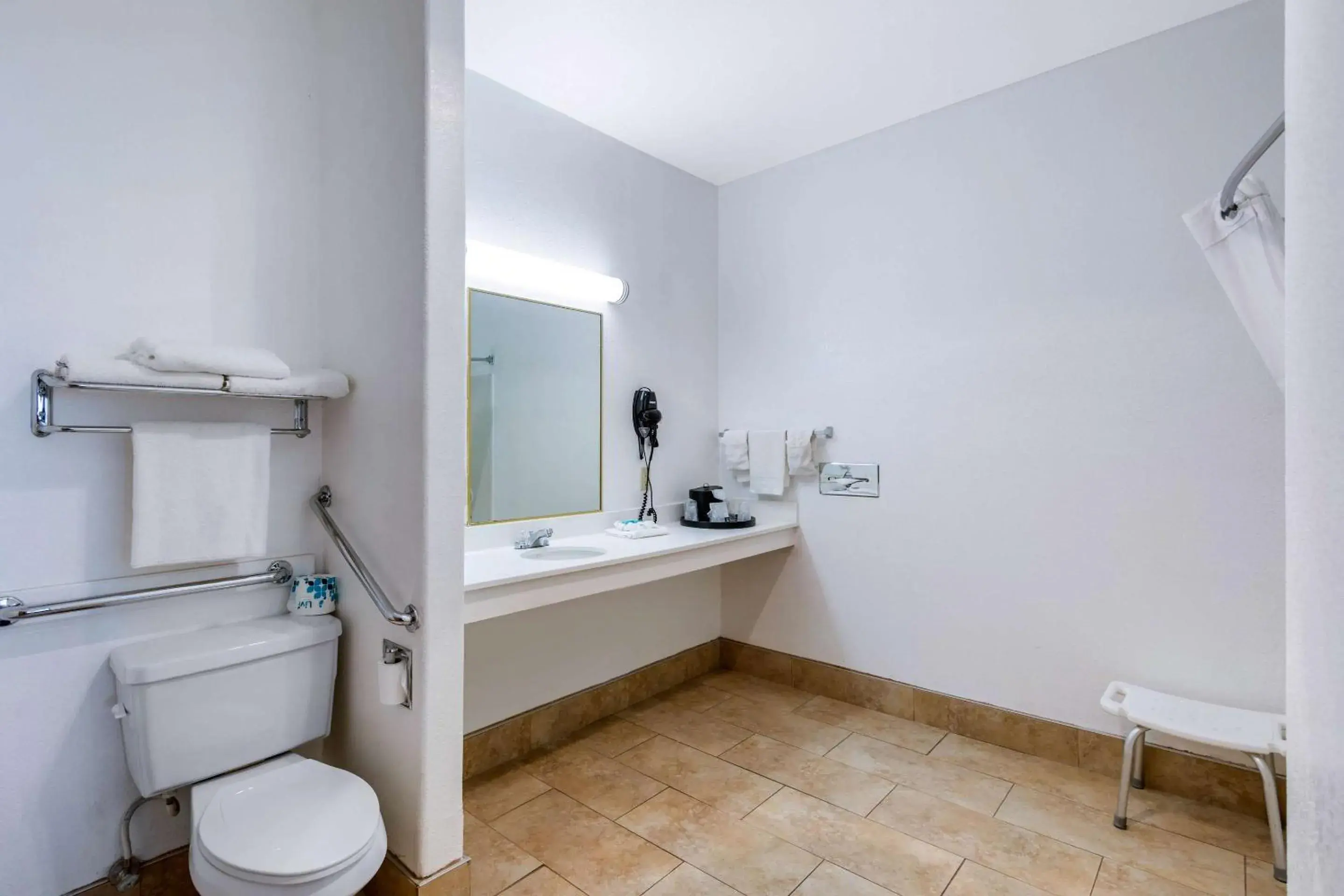 Bedroom in Quality Inn & Suites Gallup I-40 Exit 20 Bedroom in Quality Inn & Suites Gallup I-40 Exit 20