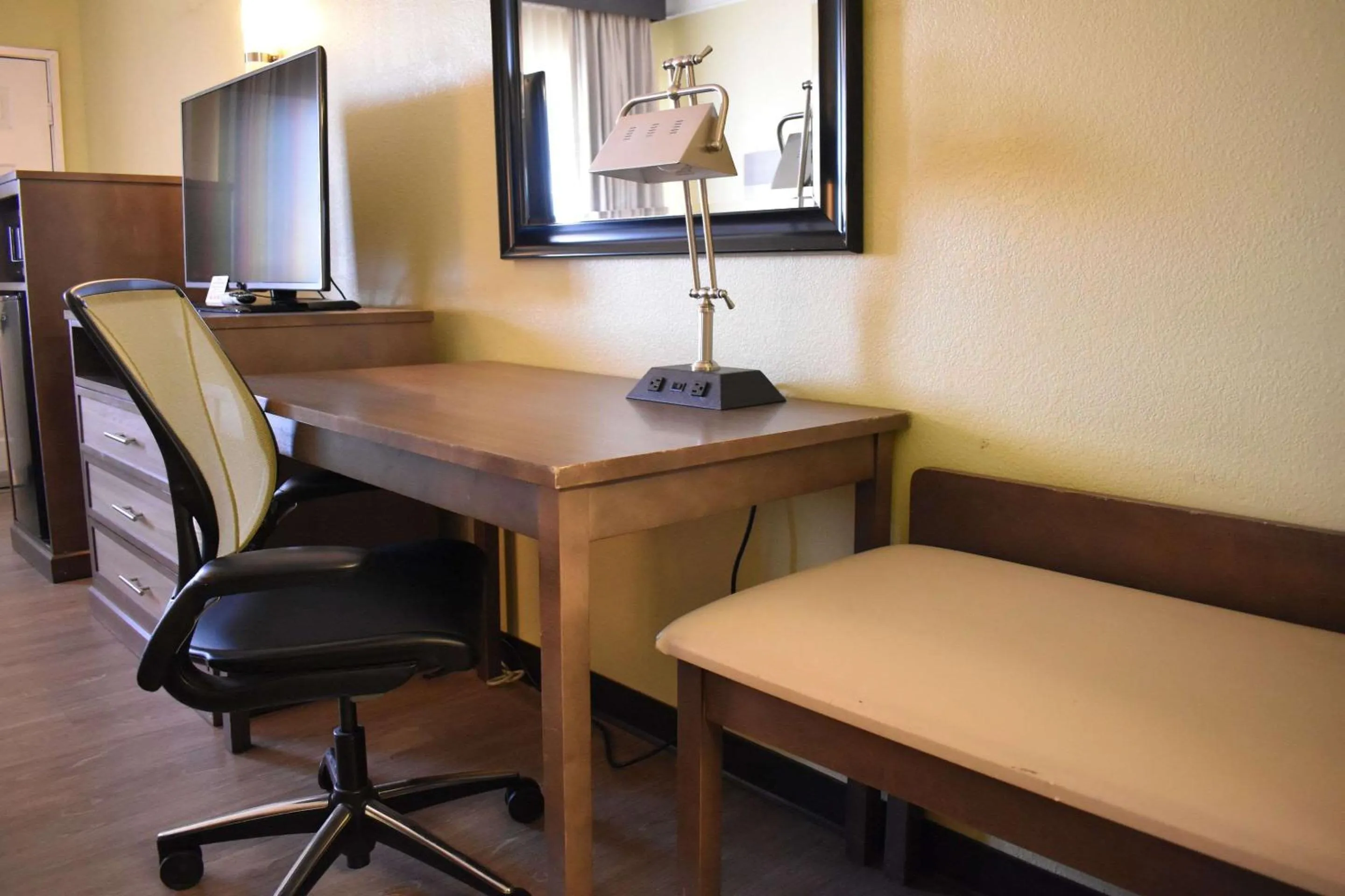 Bedroom in Quality Inn & Suites Gallup I-40 Exit 20