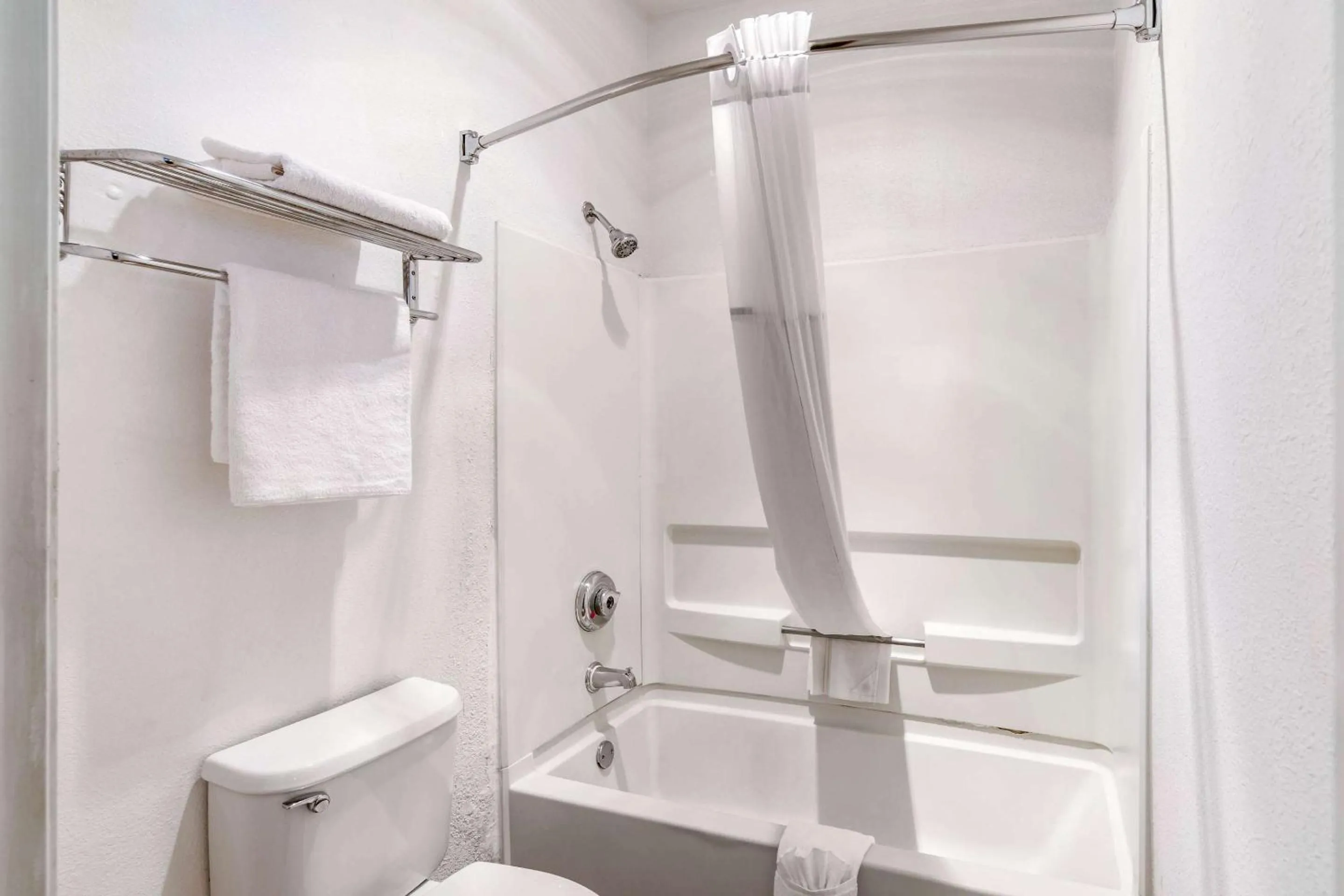 Bedroom in Quality Inn & Suites Gallup I-40 Exit 20