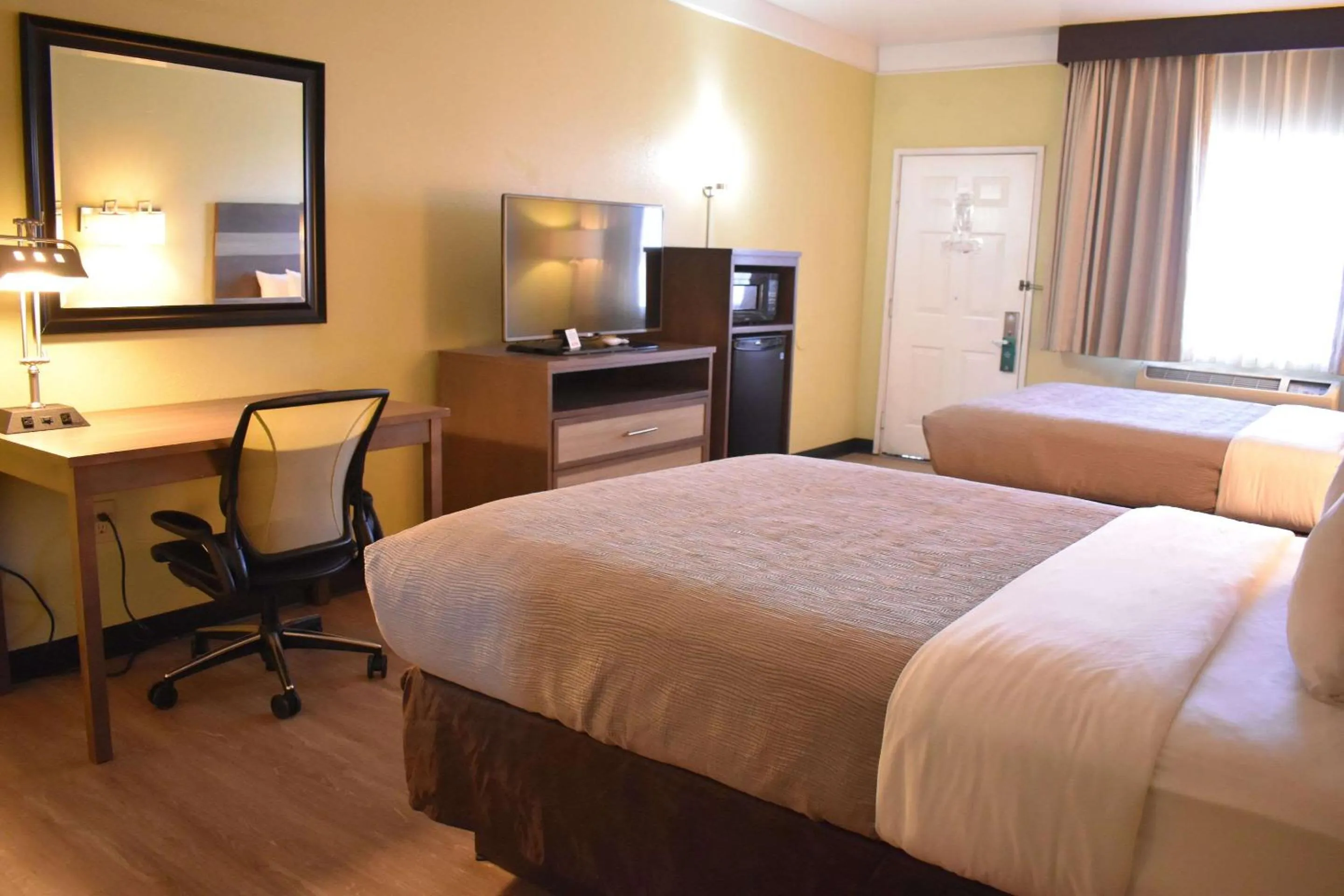 Bedroom, Bed in Quality Inn & Suites Gallup I-40 Exit 20