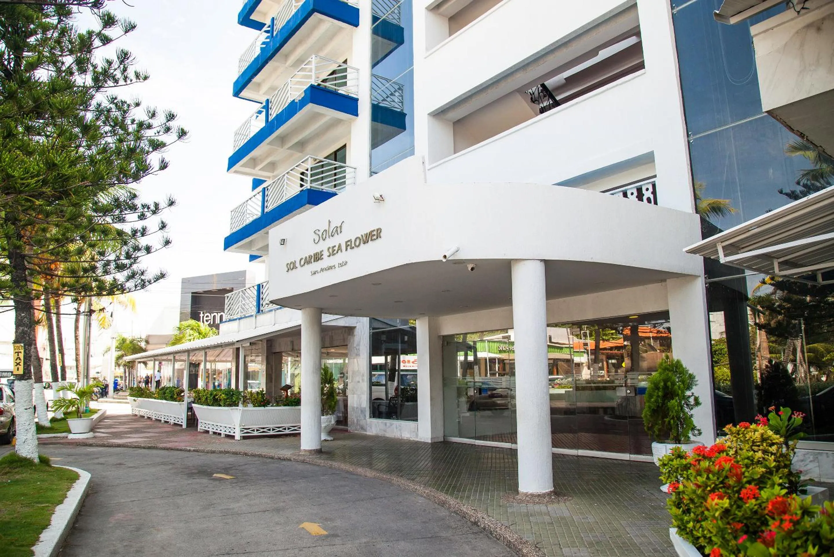 Facade/entrance in Sol Caribe Sea Flower