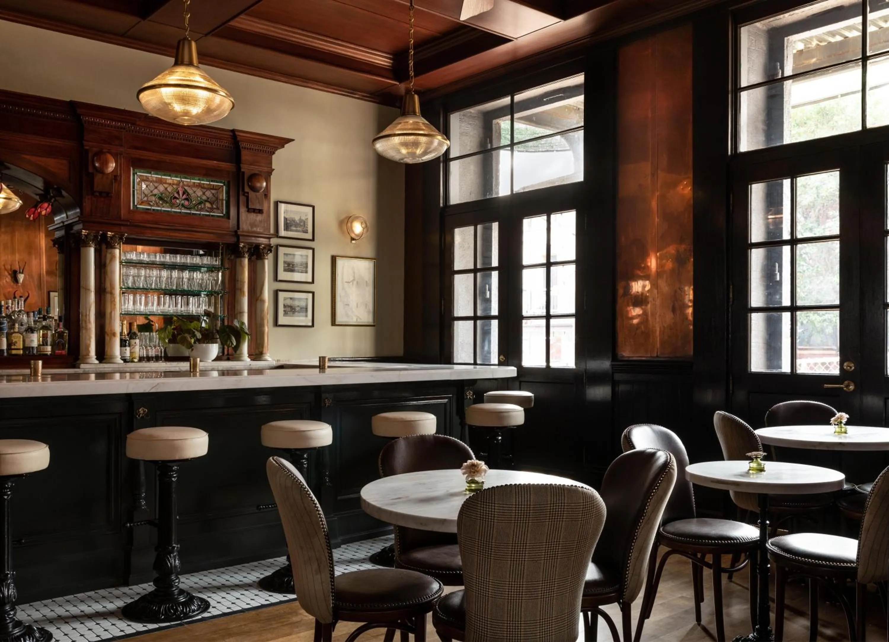 Restaurant/places to eat in The Holbrooke Hotel