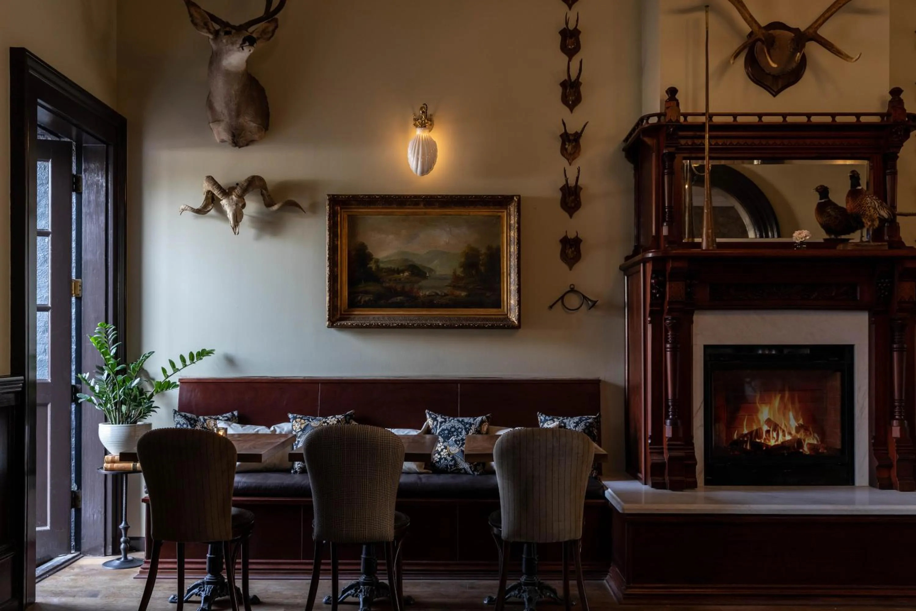 Restaurant/places to eat in The Holbrooke Hotel