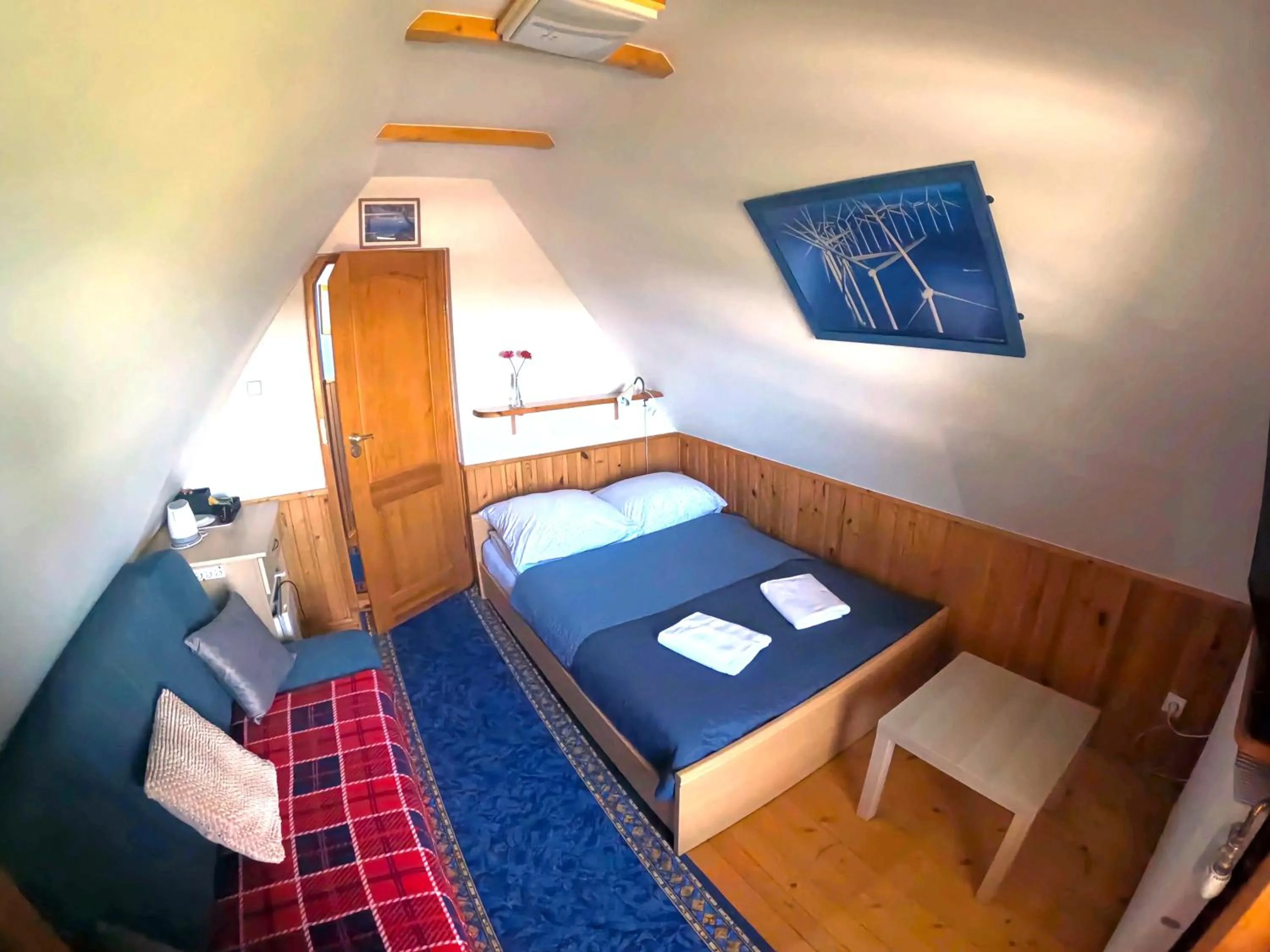 Bed in Willa Koisowka