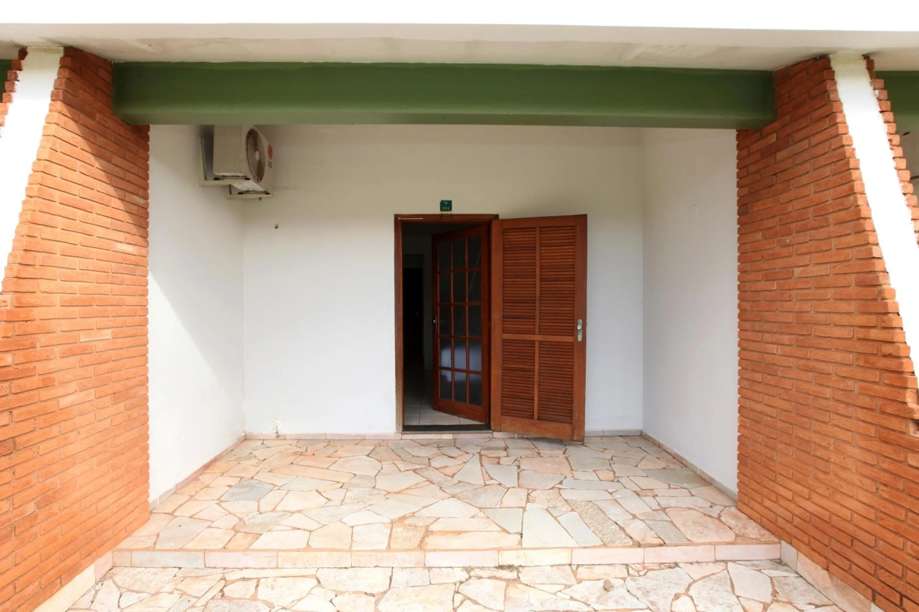 View (from property/room) in IPÊ PARK Convention Hotel