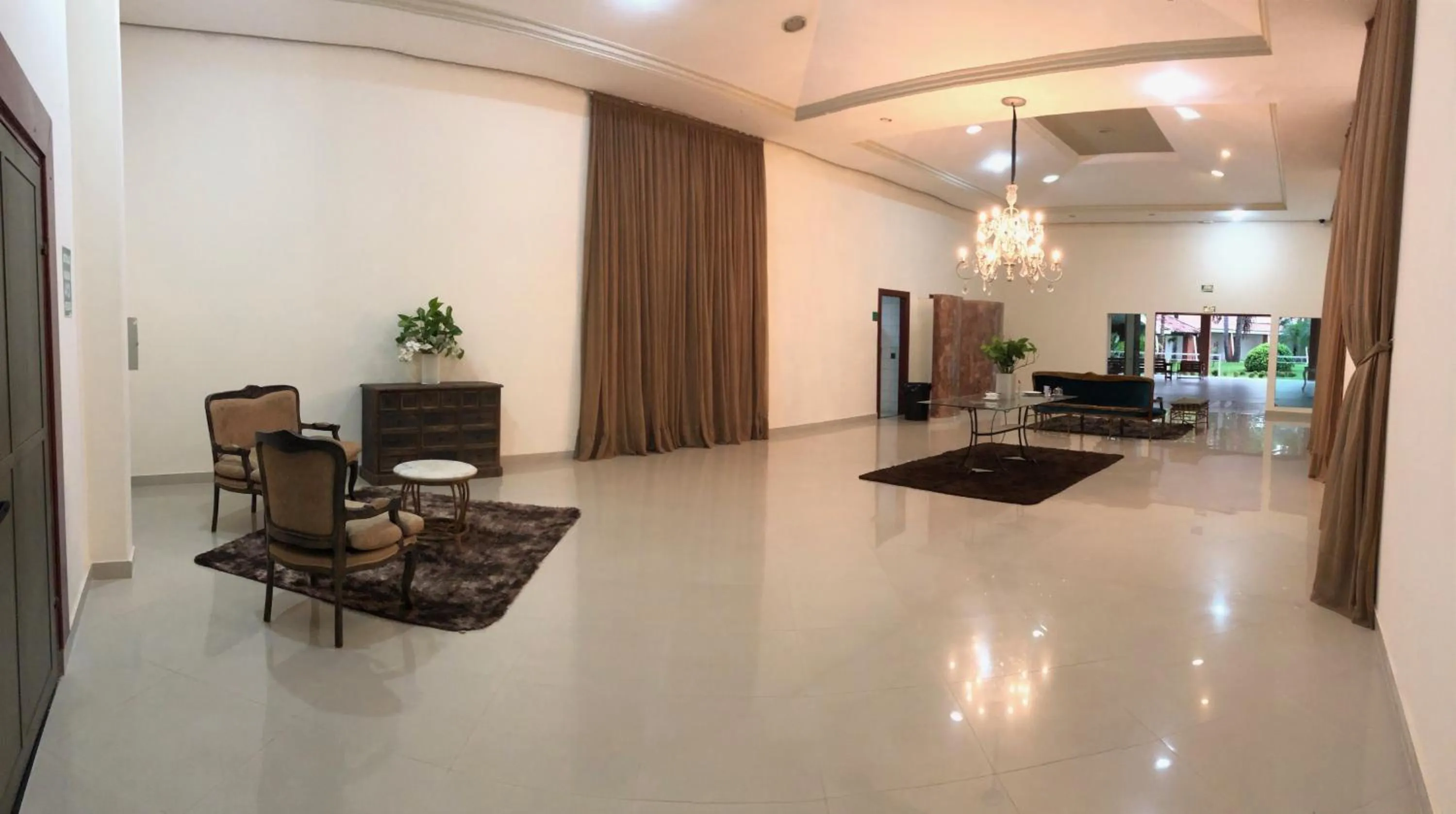 Living room in IPÊ PARK Convention Hotel