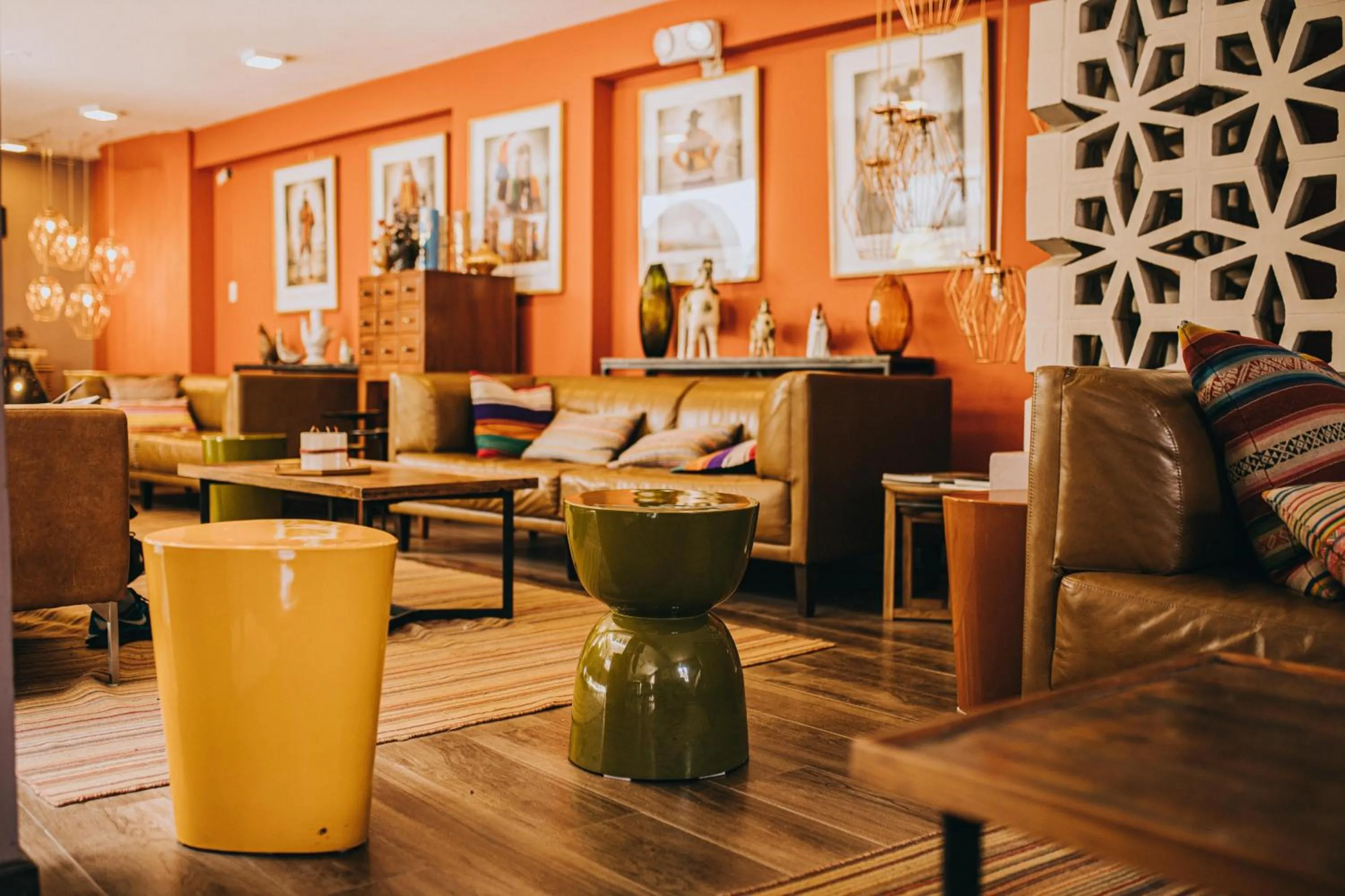Seating area in Anden Inca Hotel