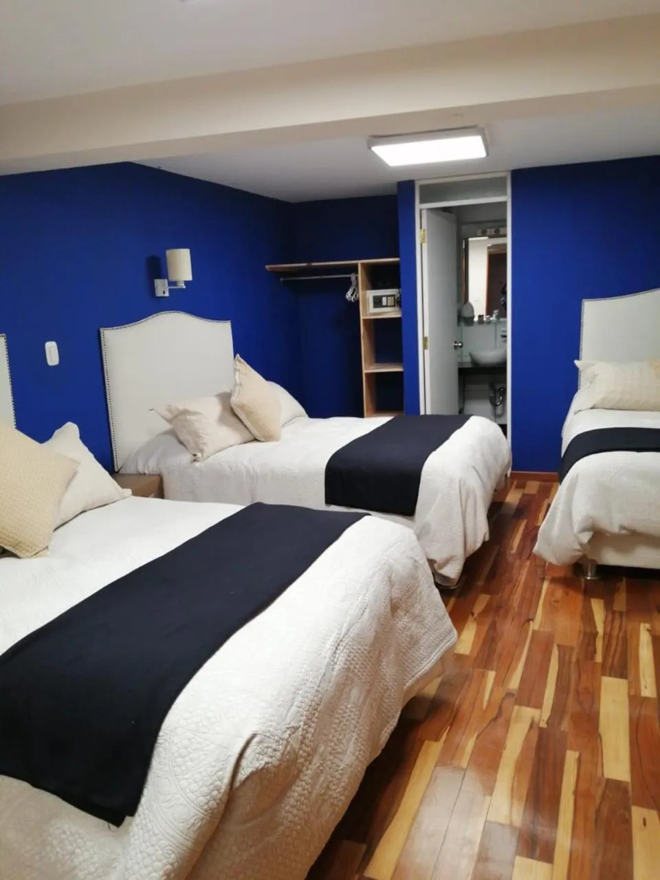 Bed in Anden Inca Hotel