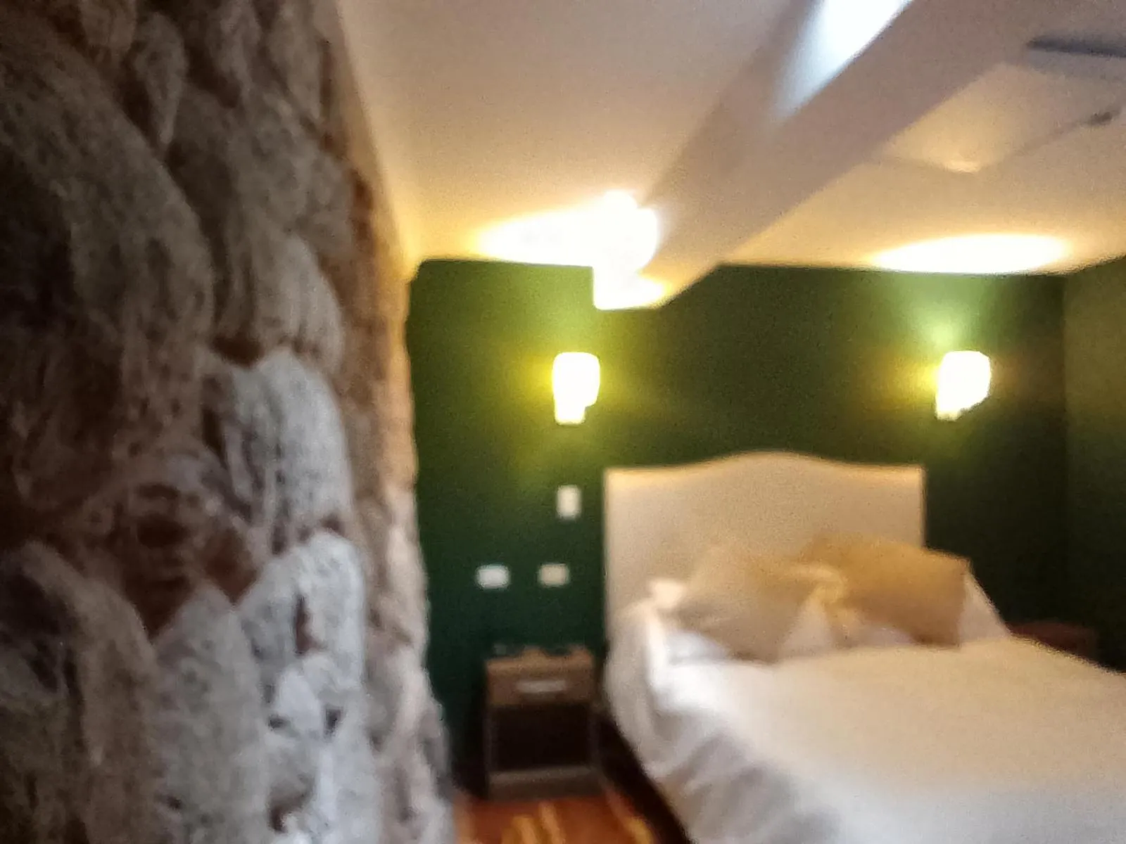 Bed in Anden Inca Hotel