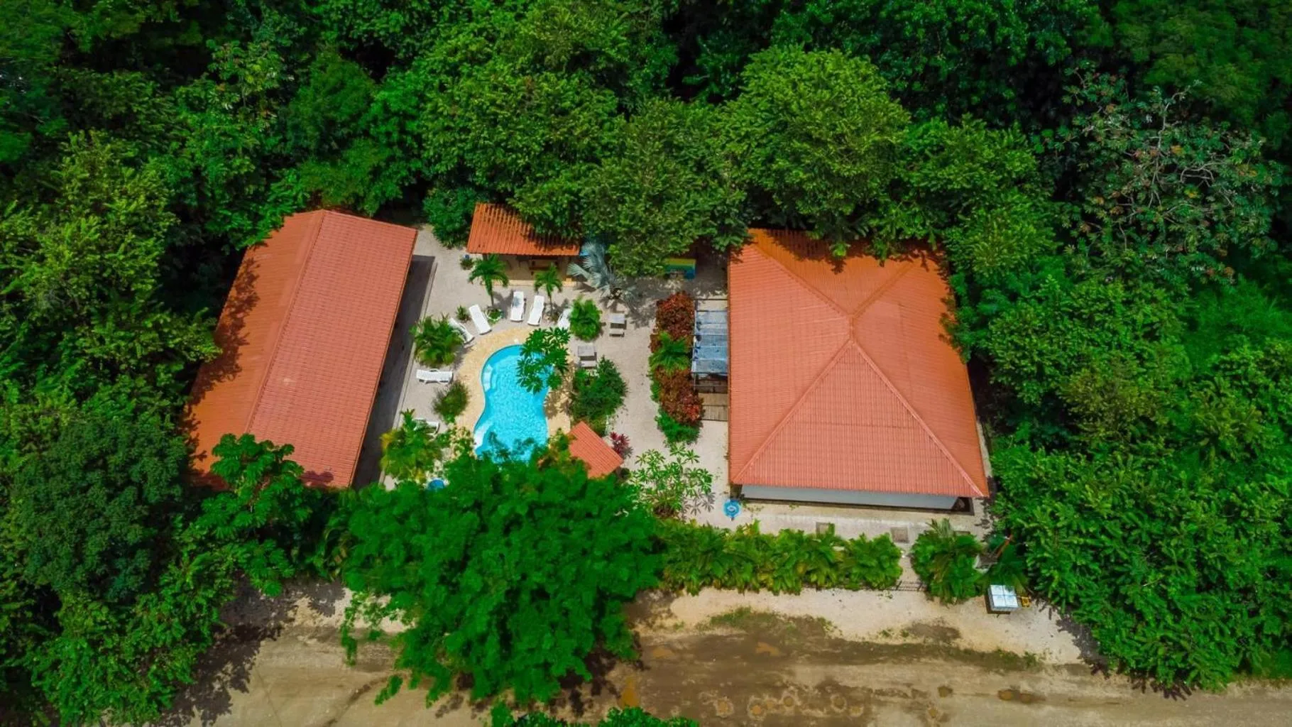 Bird's eye view in Surfside Mar Y Posa