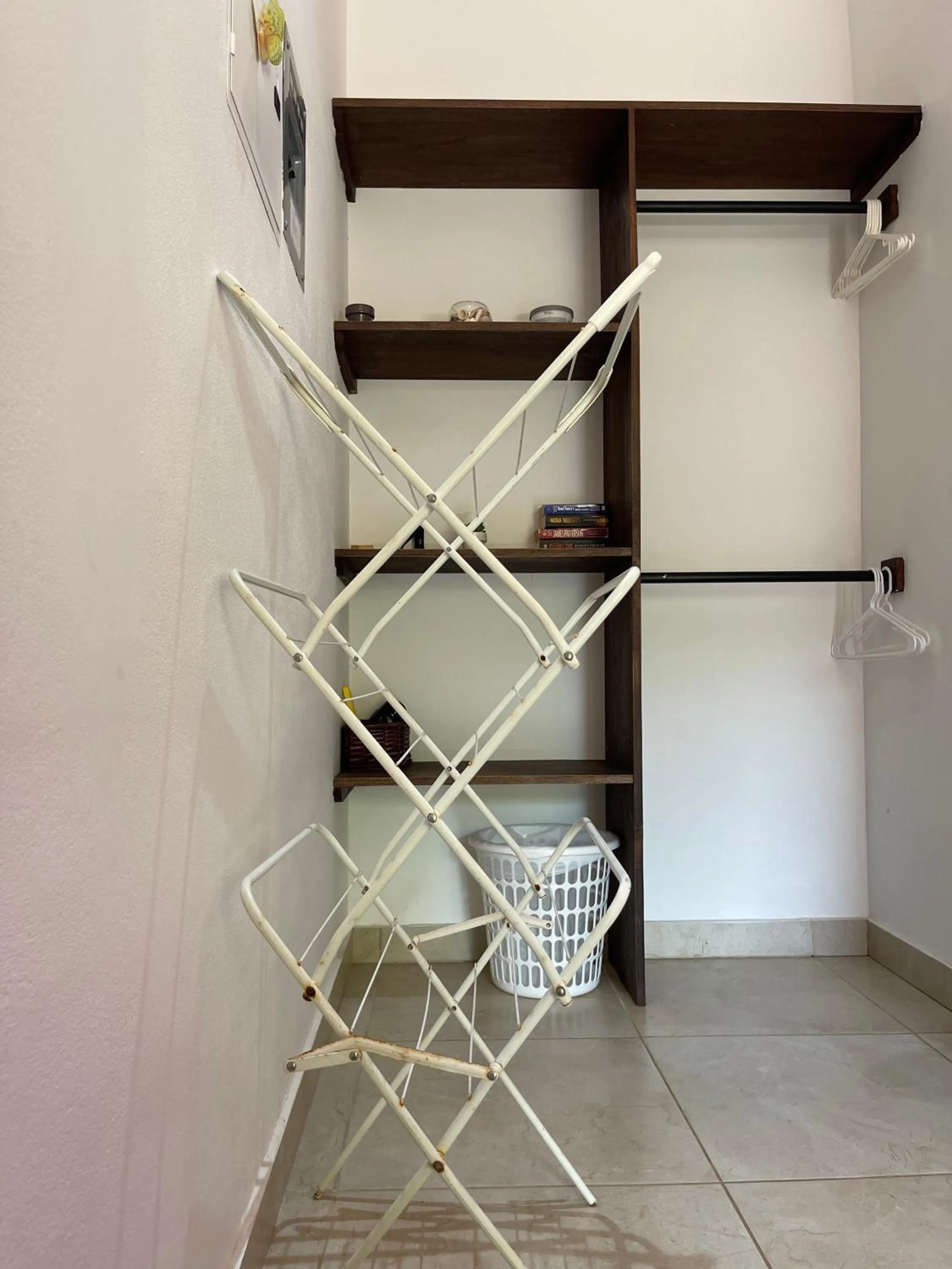 wardrobe in Surfside Mar Y Posa