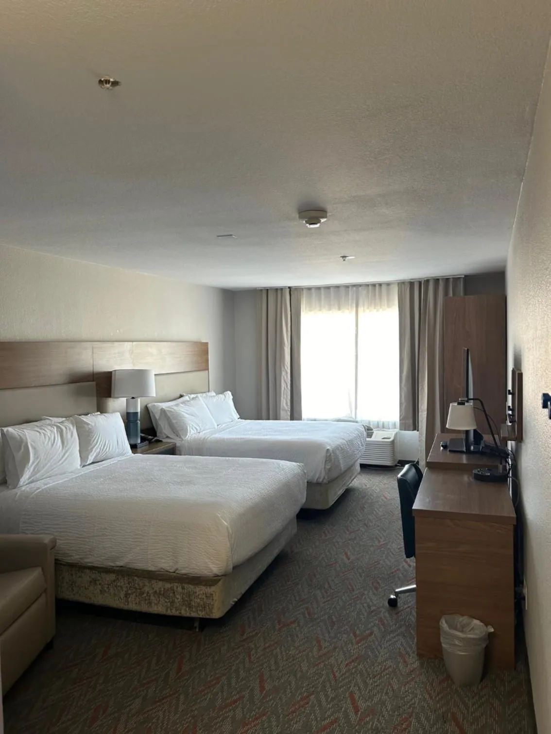Bed in Garner Hotel Phoenix Northwest - Surprise by IHG