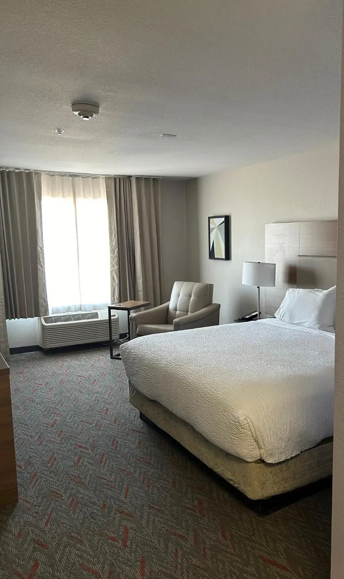 Bed in Garner Hotel Phoenix Northwest - Surprise by IHG Bed in Garner Hotel Phoenix Northwest - Surprise by IHG