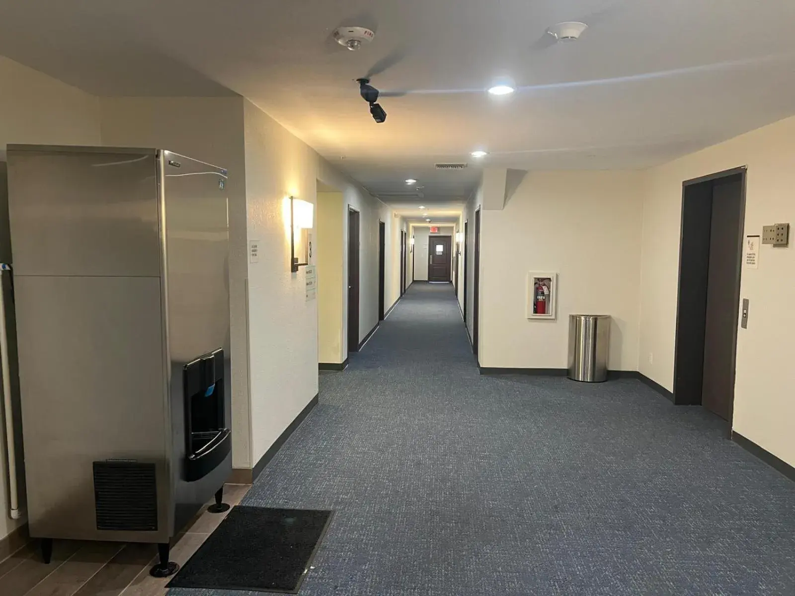 Property building in Garner Hotel Phoenix Northwest - Surprise by IHG Property building in Garner Hotel Phoenix Northwest - Surprise by IHG