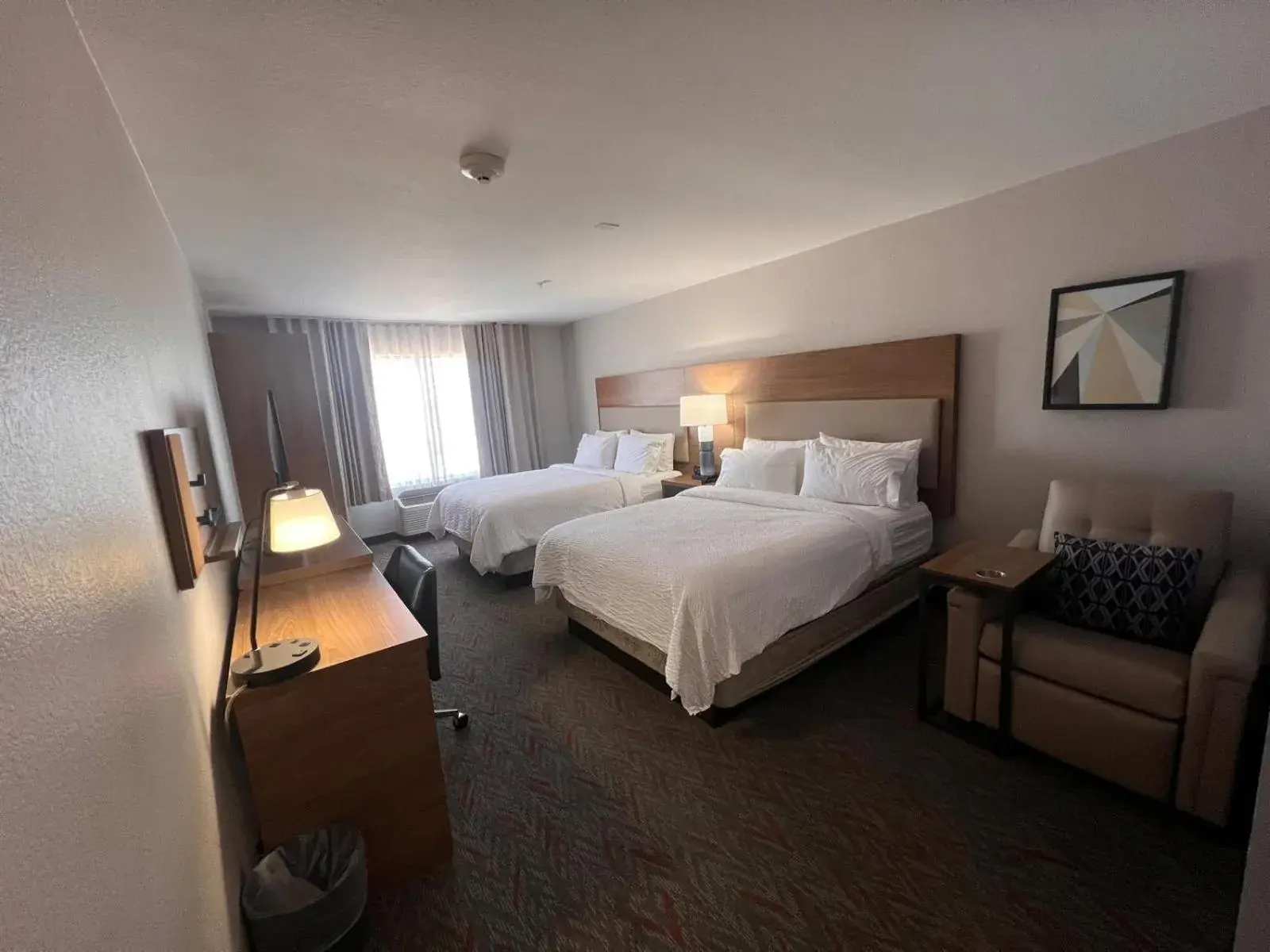 Bed in Garner Hotel Phoenix Northwest - Surprise by IHG Bed in Garner Hotel Phoenix Northwest - Surprise by IHG