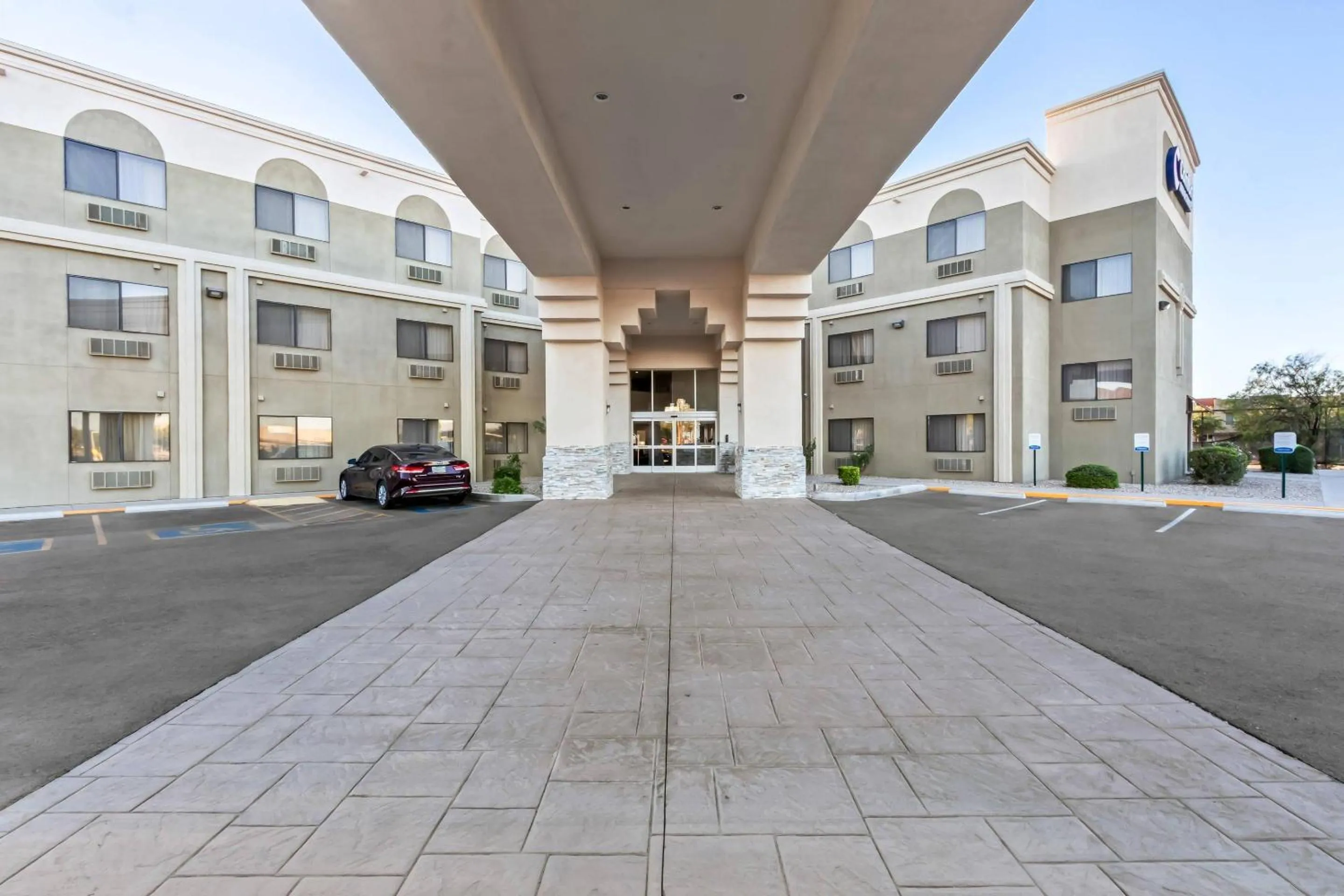 Property building in Comfort Inn & Suites Surprise Near Sun City West