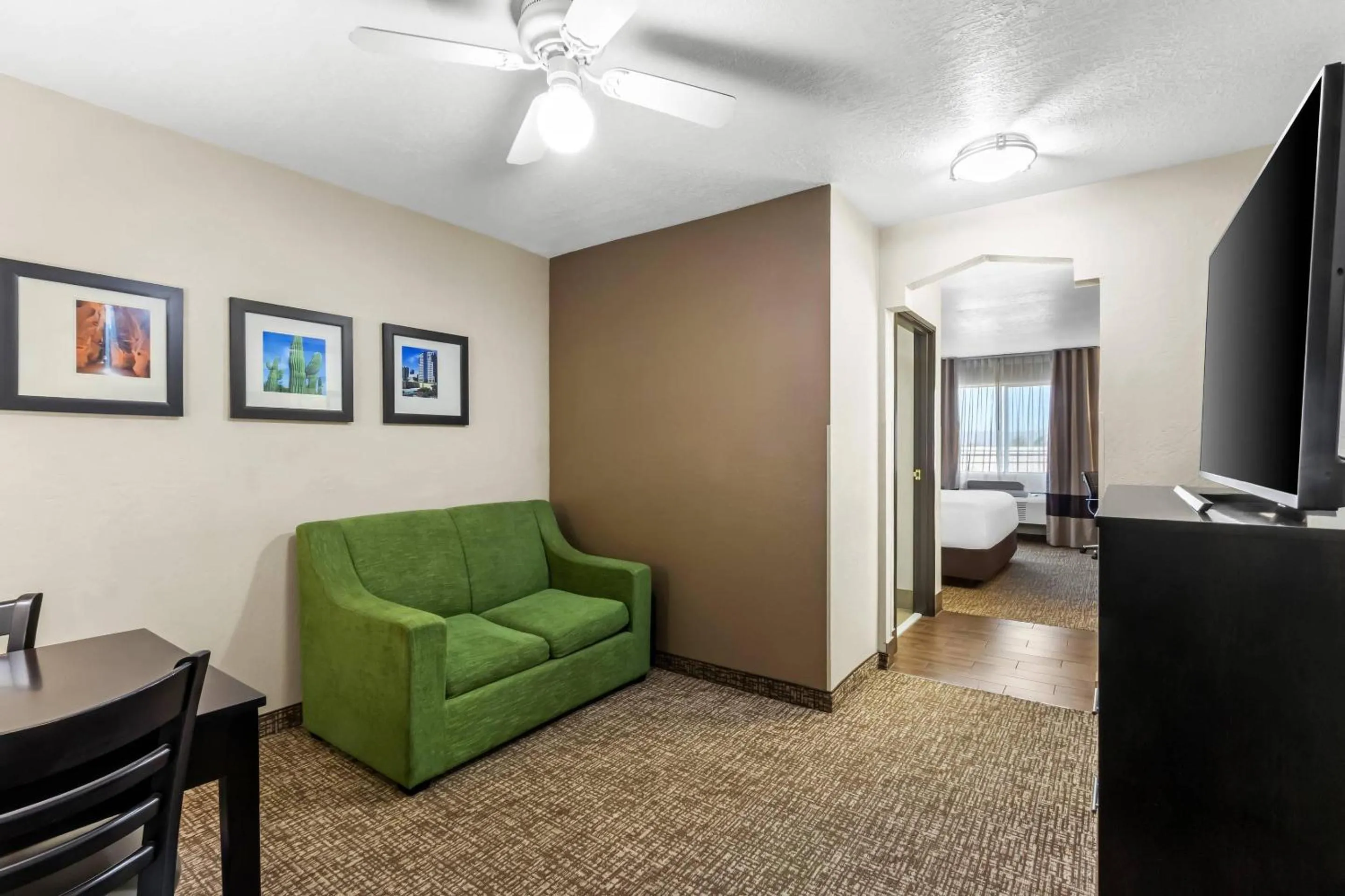 Bedroom in Comfort Inn & Suites Surprise Near Sun City West