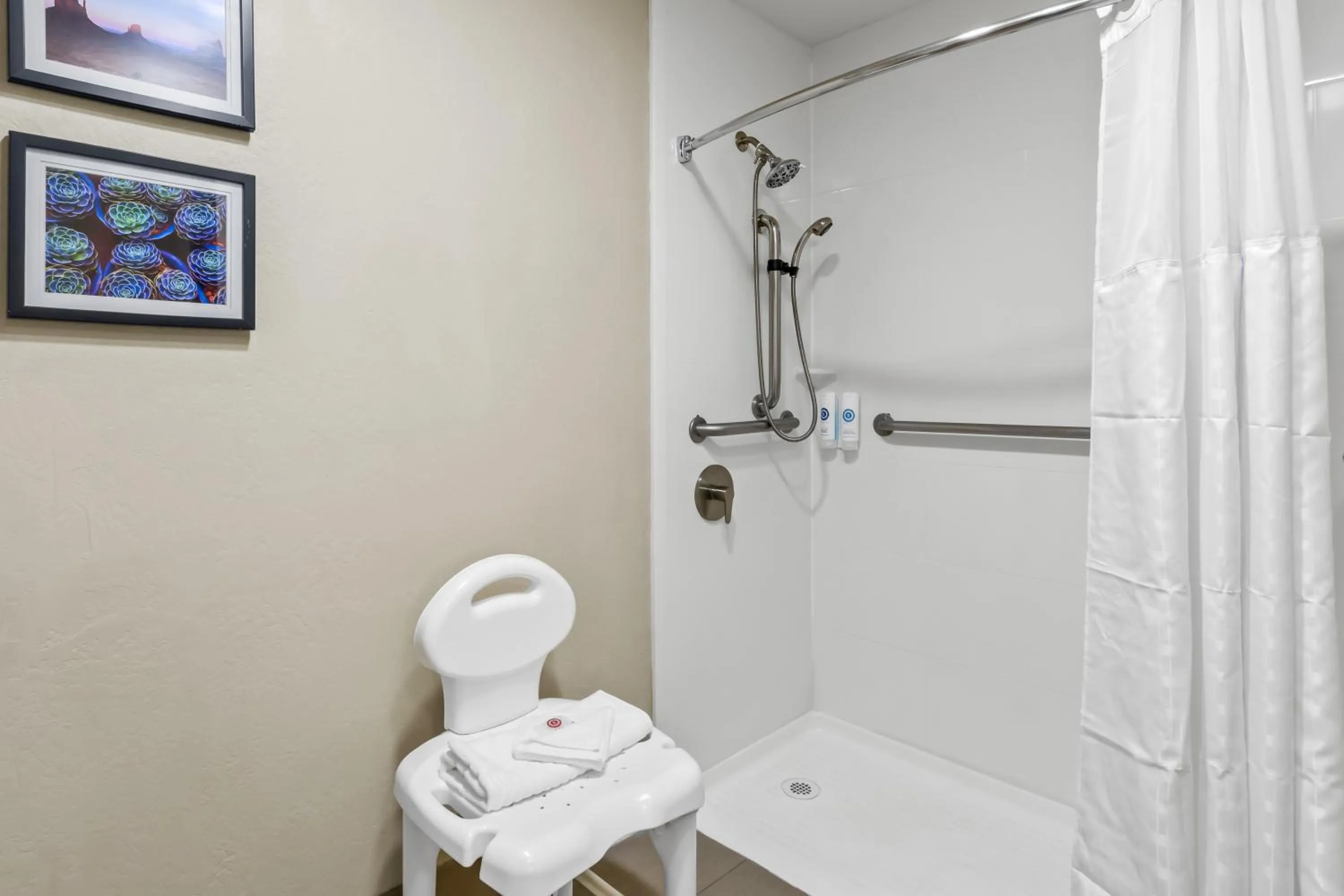 Bathroom in Comfort Inn & Suites Surprise Near Sun City West