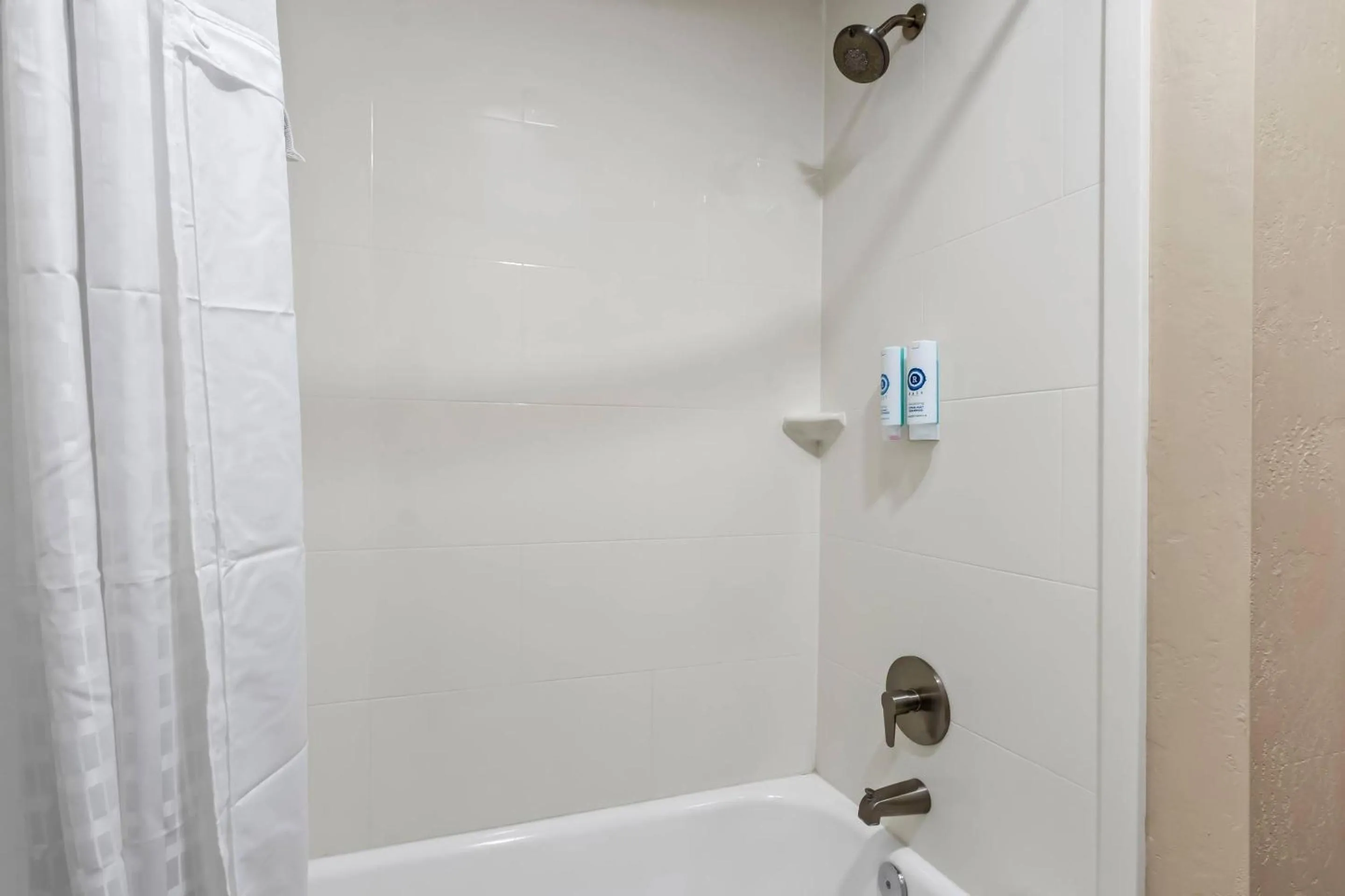 Bathroom in Comfort Inn & Suites Surprise Near Sun City West