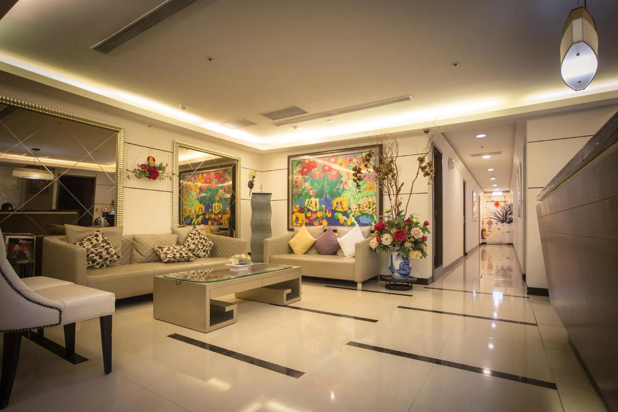 Seating area in Tai Lee Hotel