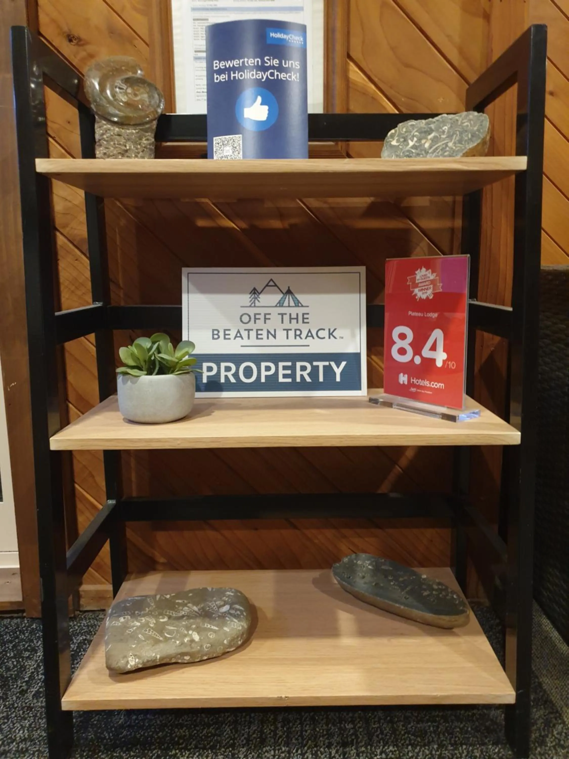 Property building in Plateau Lodge