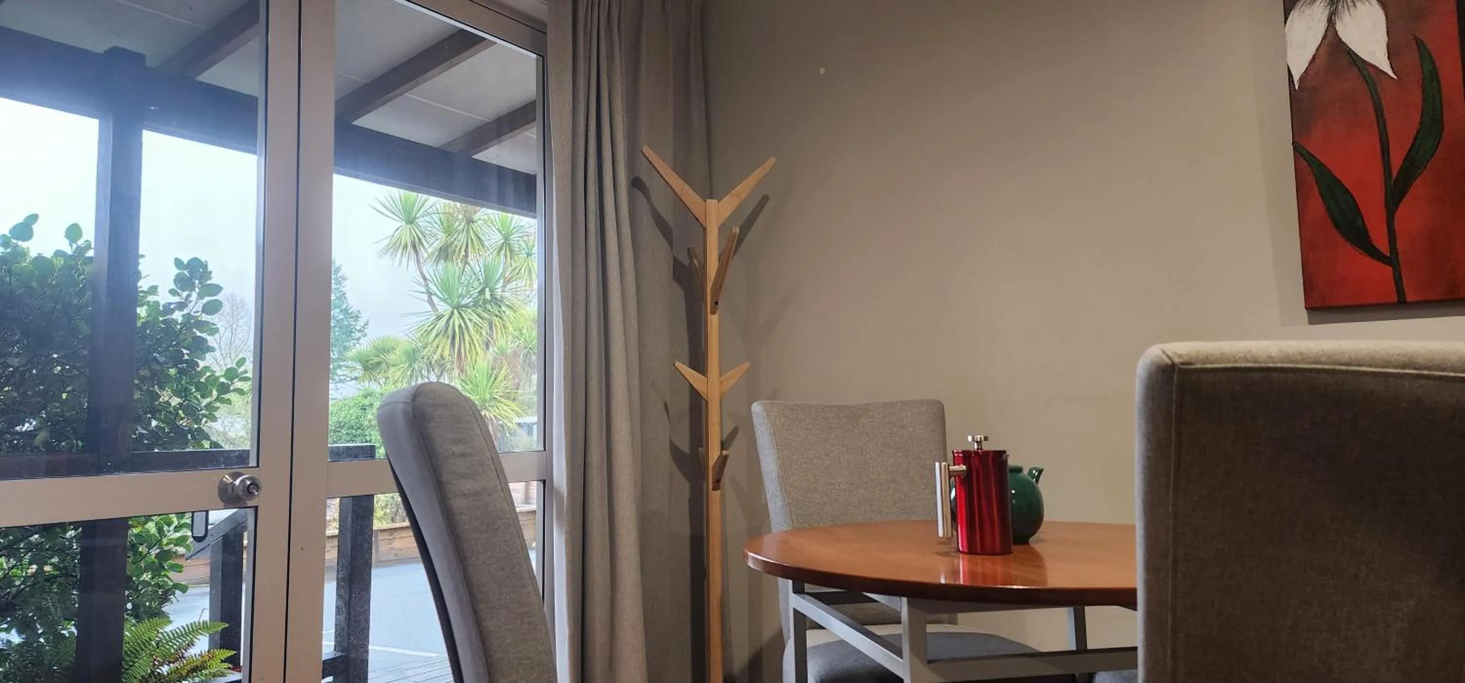 Dining area in Plateau Lodge