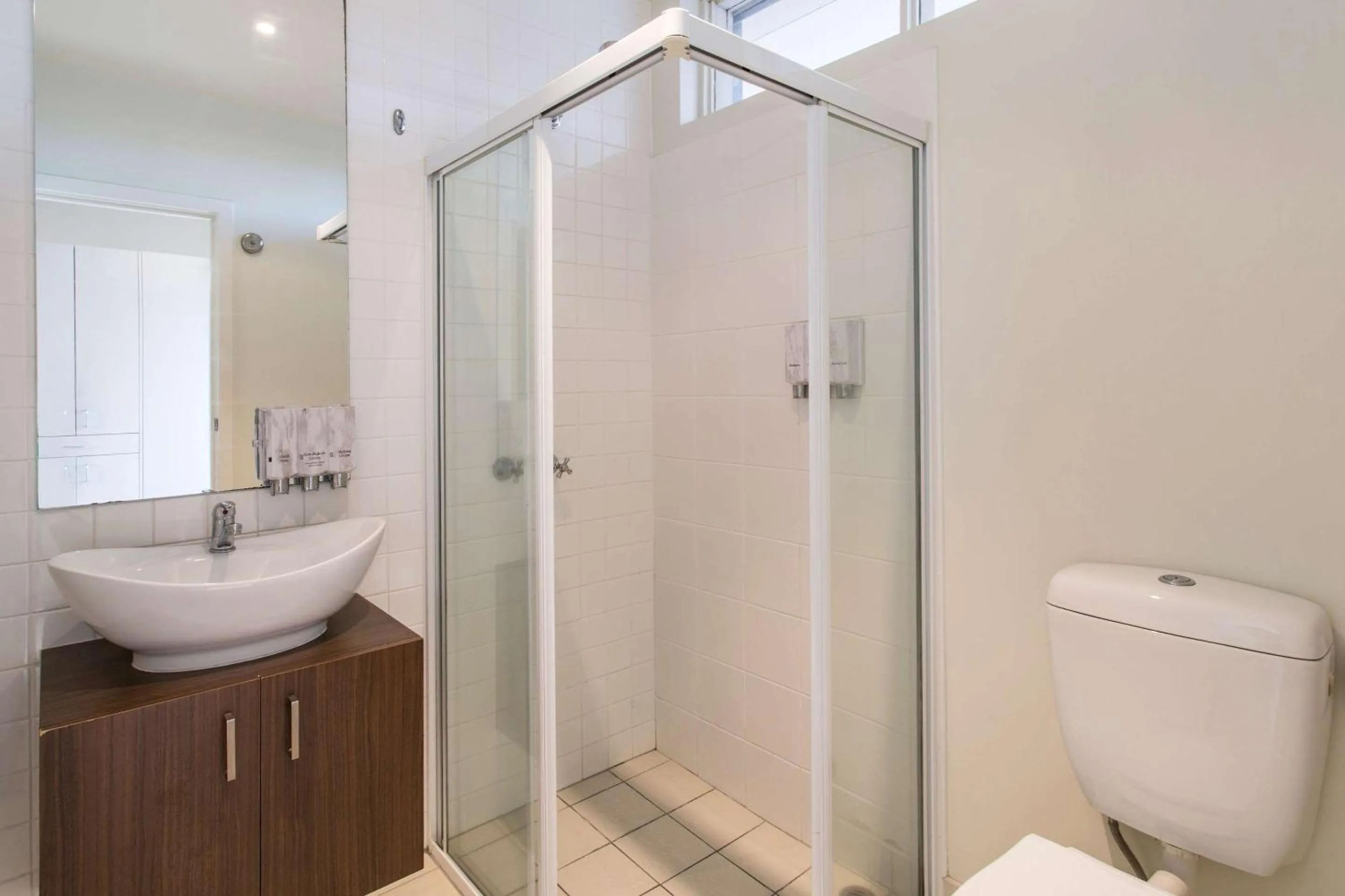 Bathroom in Comfort Inn & Suites Warragul