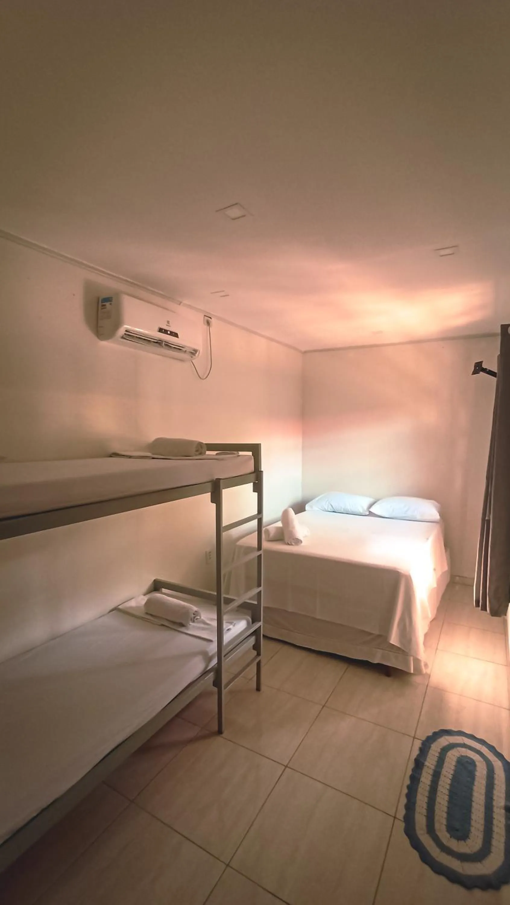 Suite with Garden View - single occupancy in Abrolhos Dive Inn