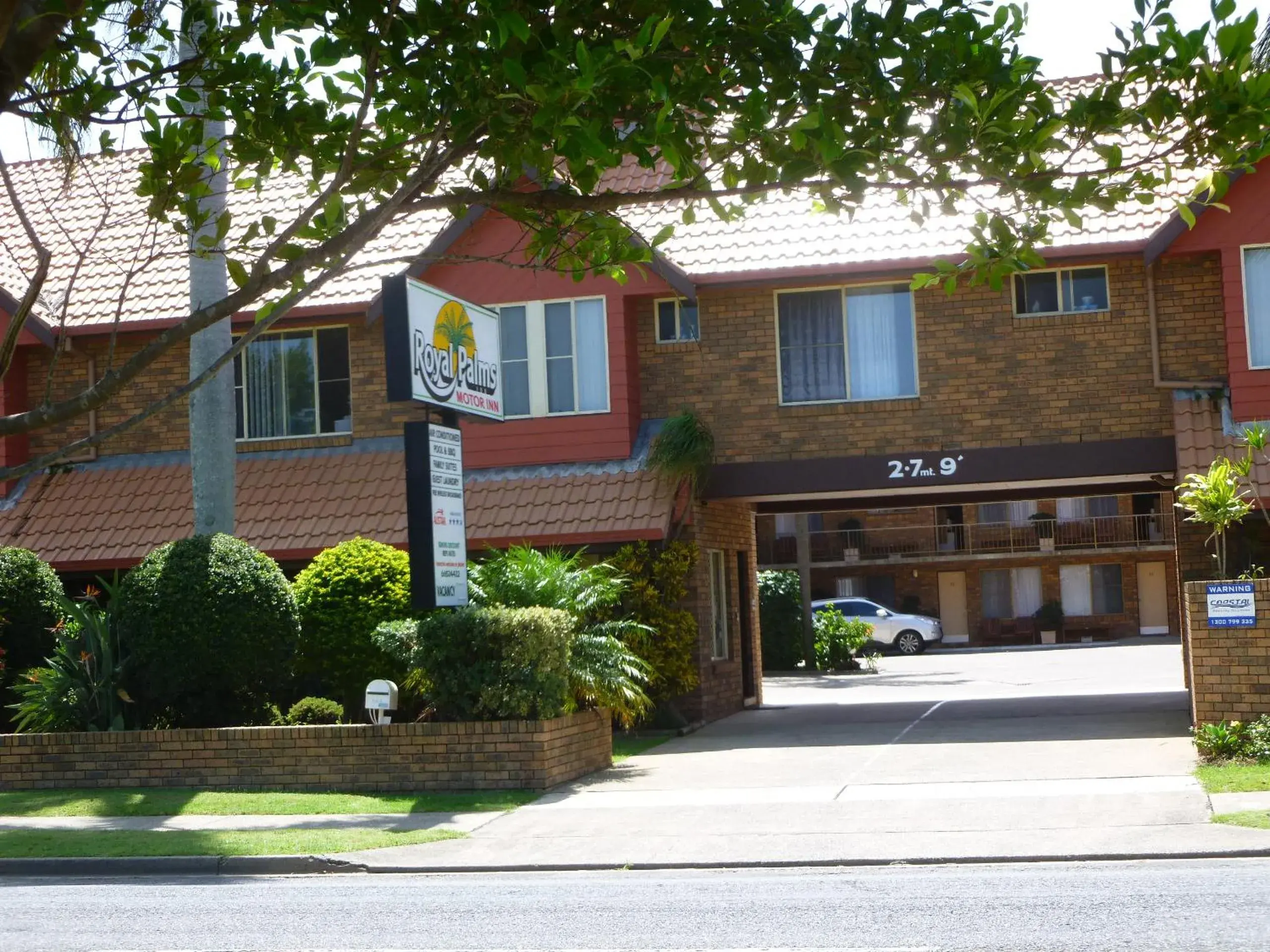 Facade/entrance in Royal Palms Motor Inn Facade/entrance in Royal Palms Motor Inn